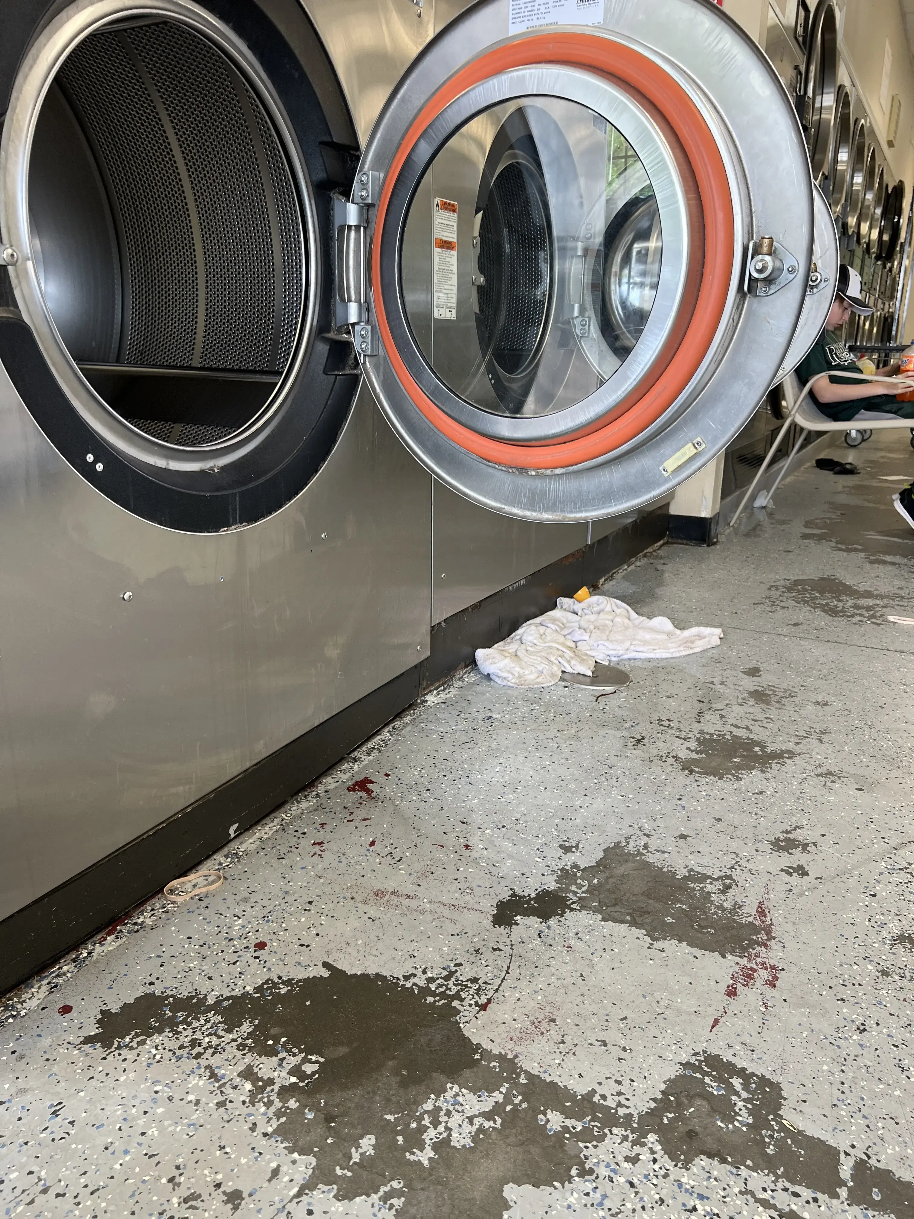 Lucy's Laundry - Image 7