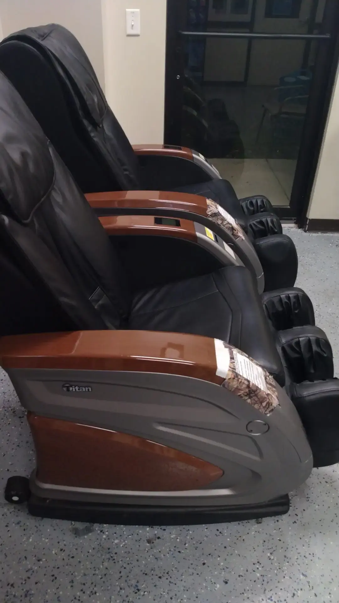 Lucy's Laundry - Image 11