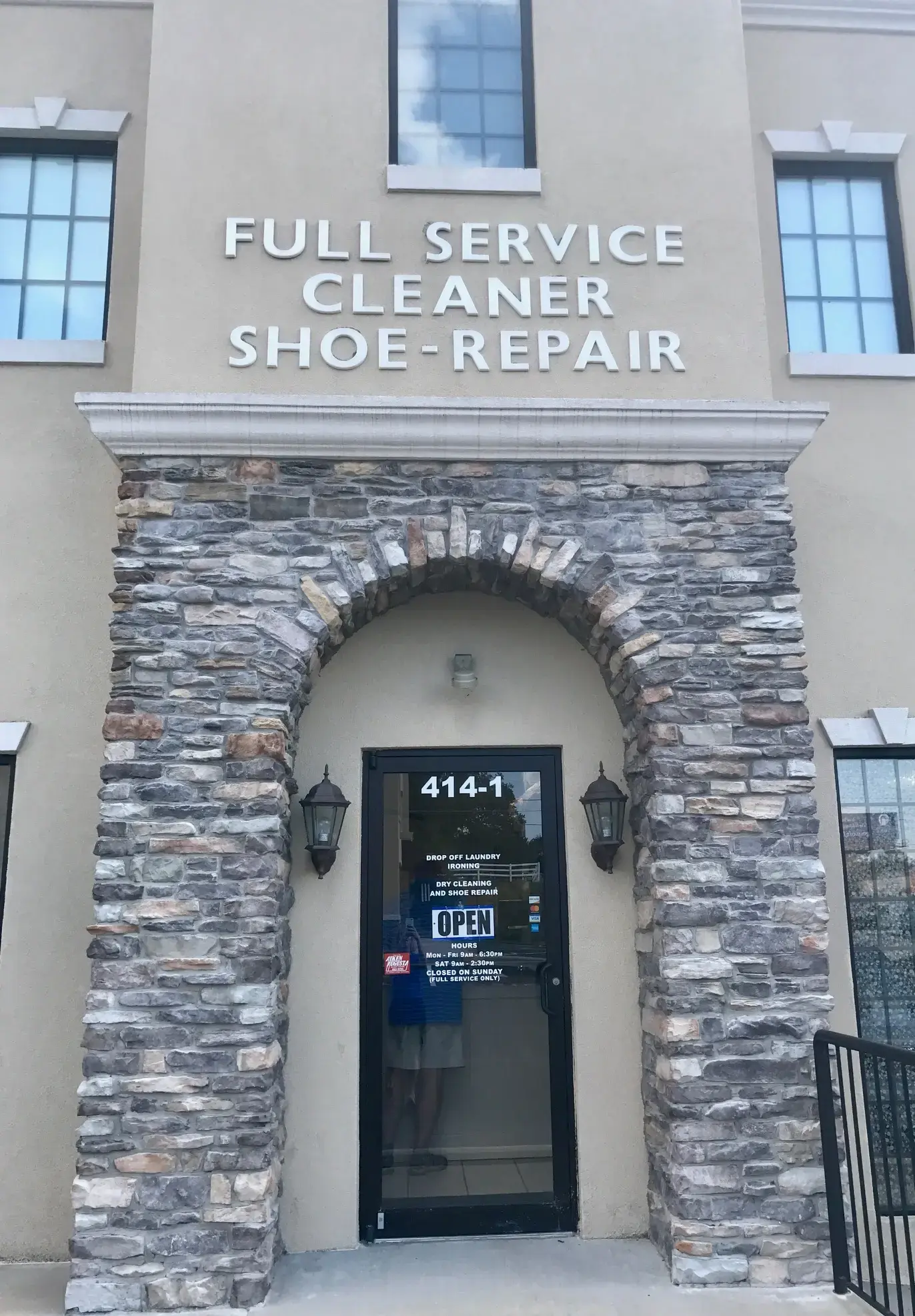 Lucy's Laundry thumbnail 5