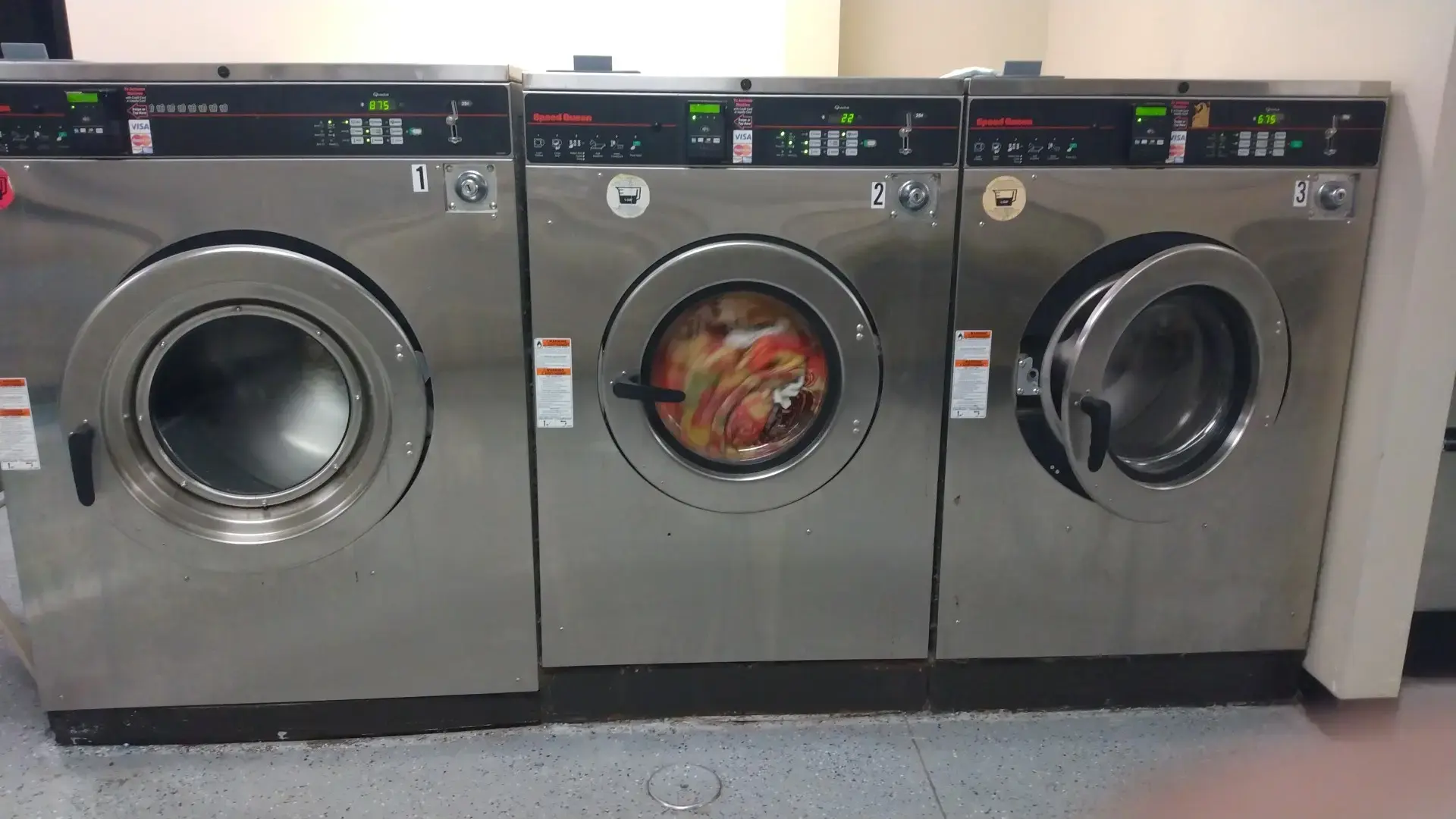 Lucy's Laundry thumbnail 3