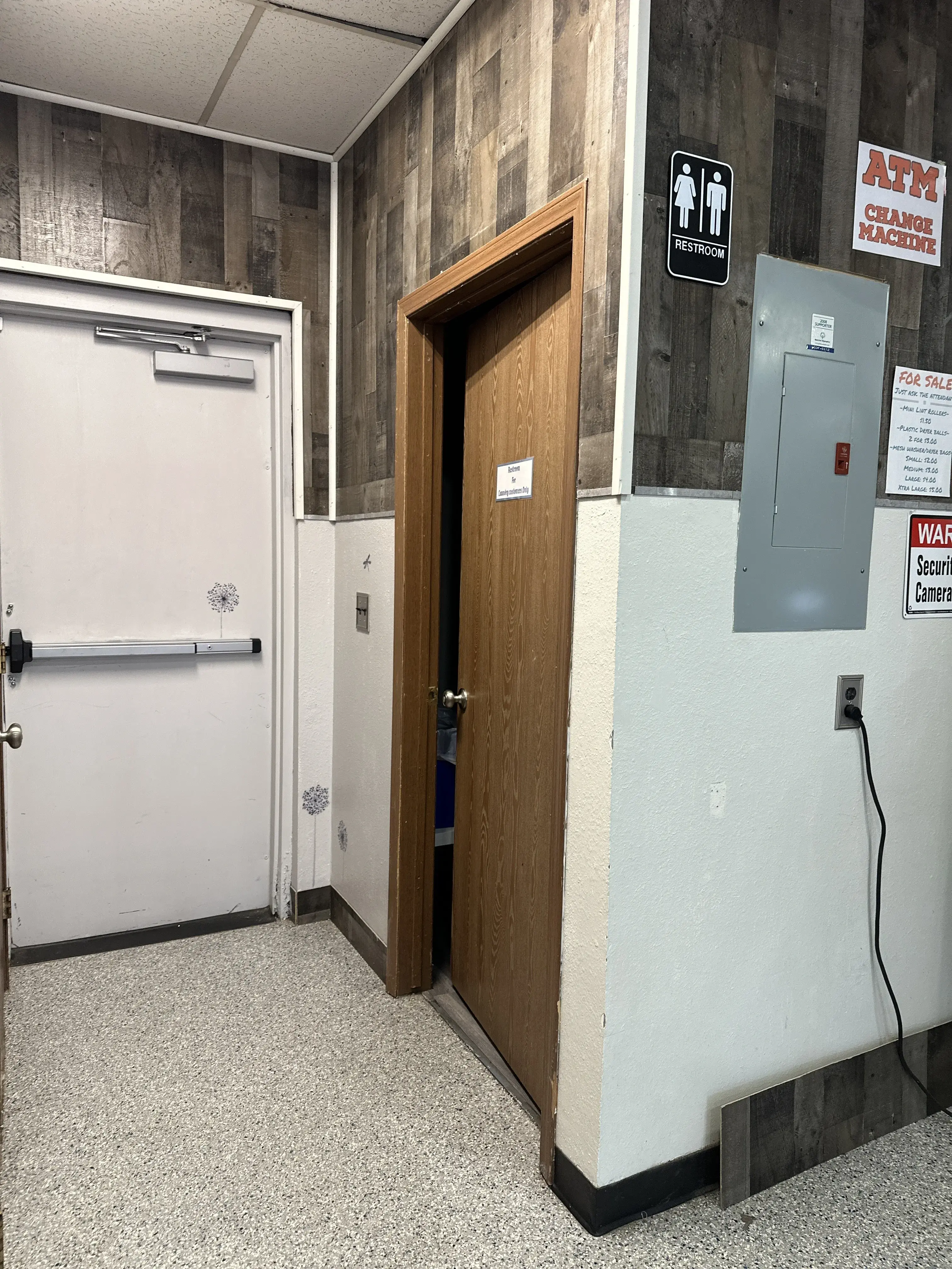 Luke's Laundry - Image 12