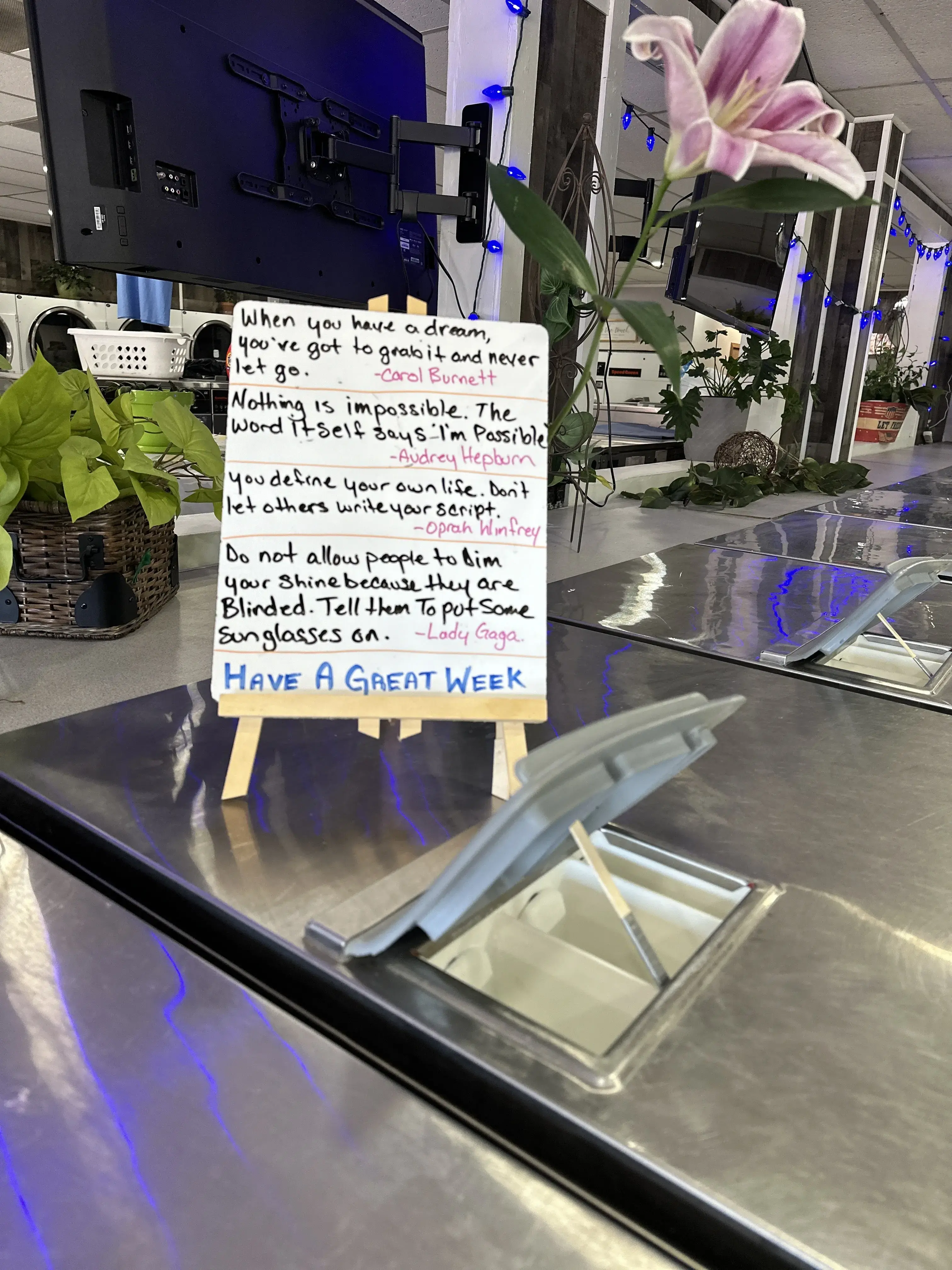 Luke's Laundry - Image 14