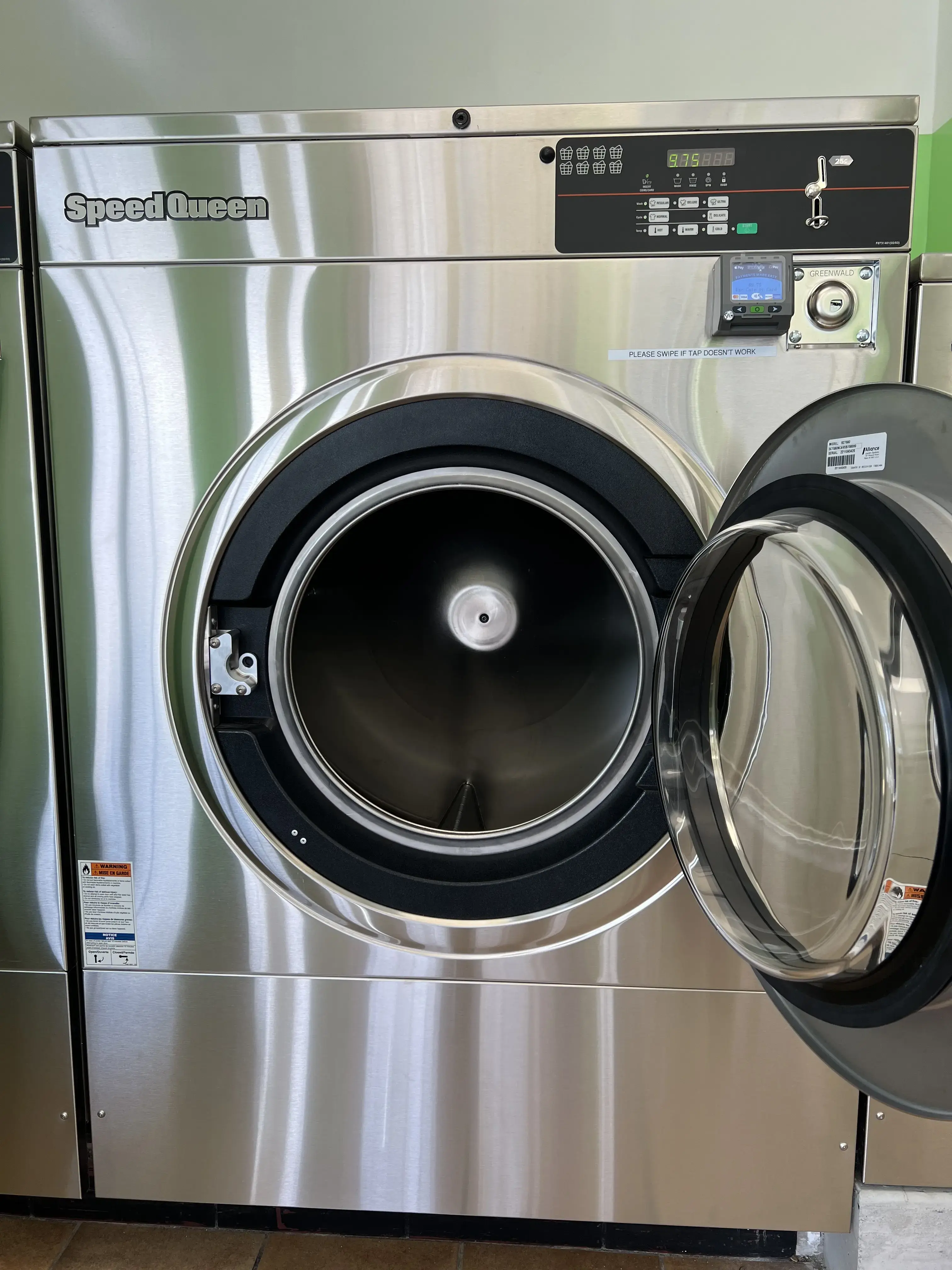 Lulu Laundromat thumbnail 4