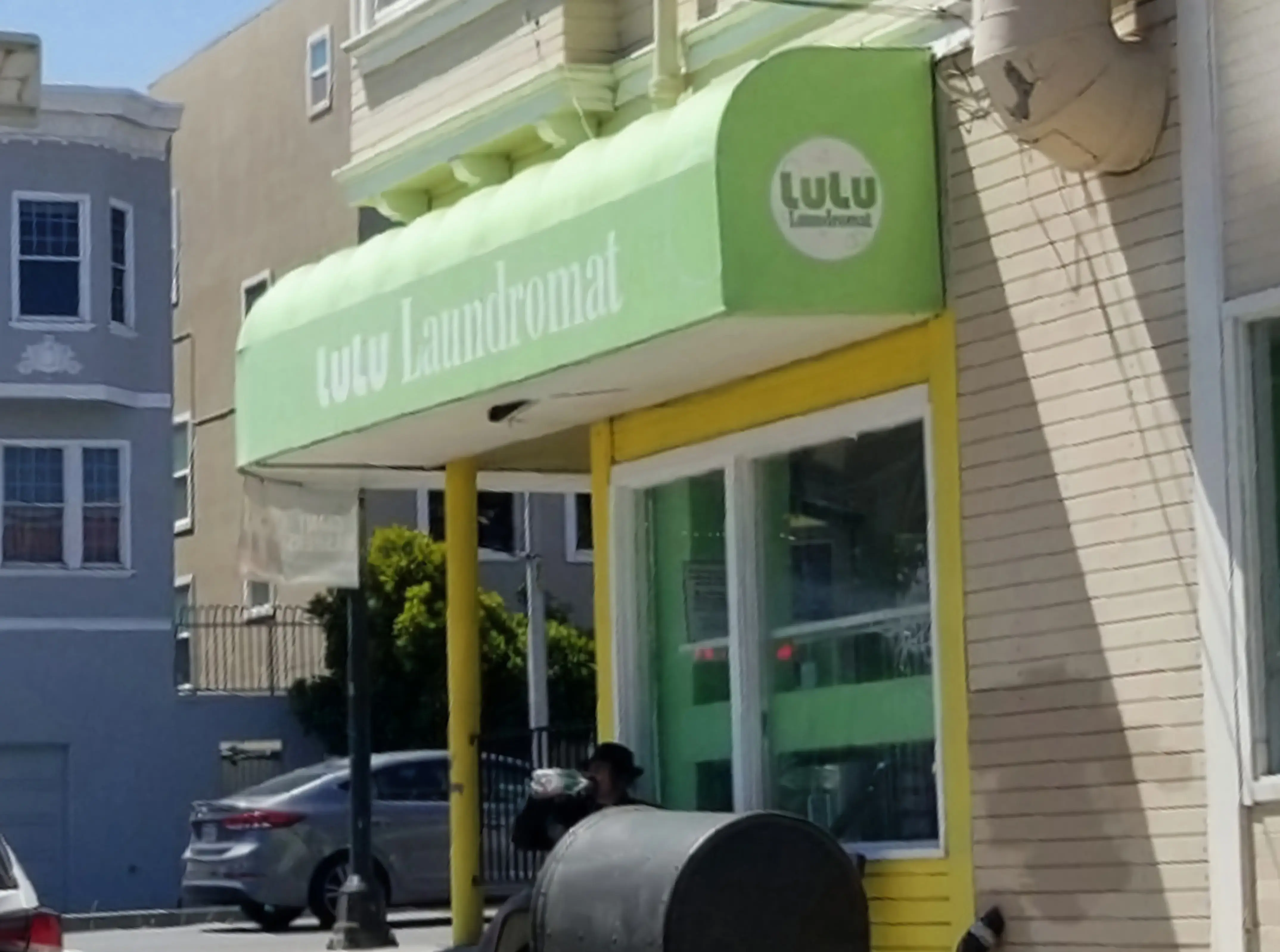 Lulu Laundromat - Image 6