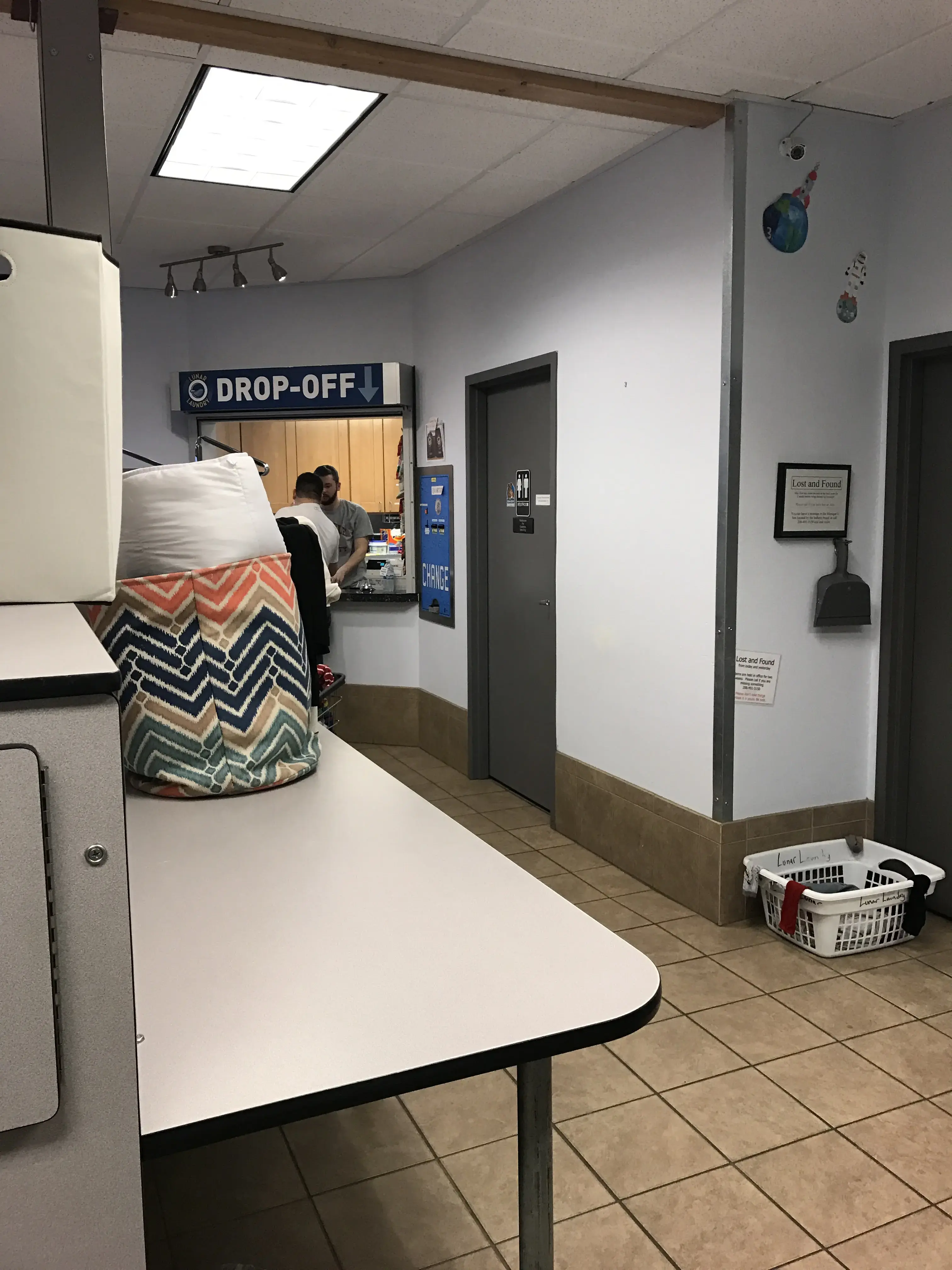 Lunar Laundry thumbnail 5