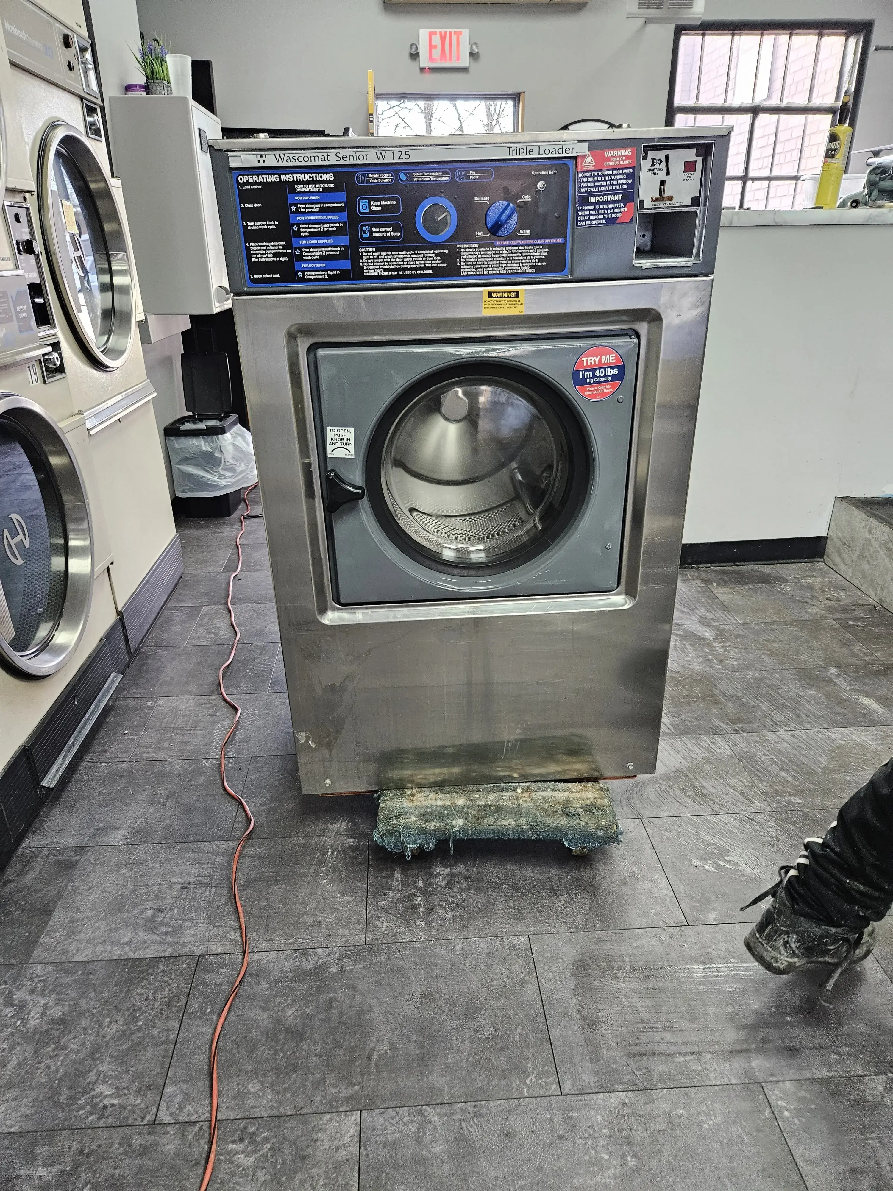 Luna's Laundromat thumbnail 3