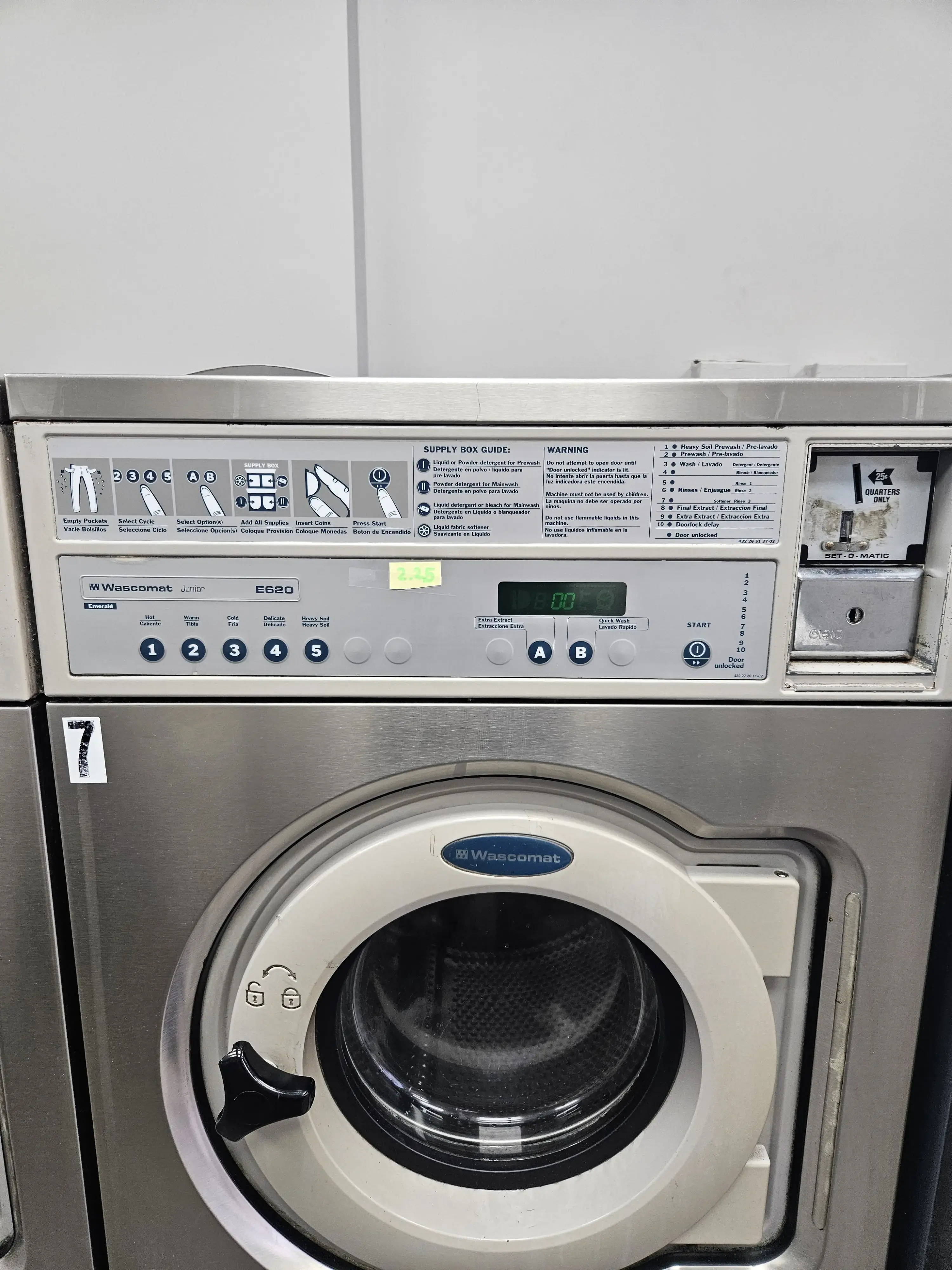 Luna's Laundromat thumbnail 4