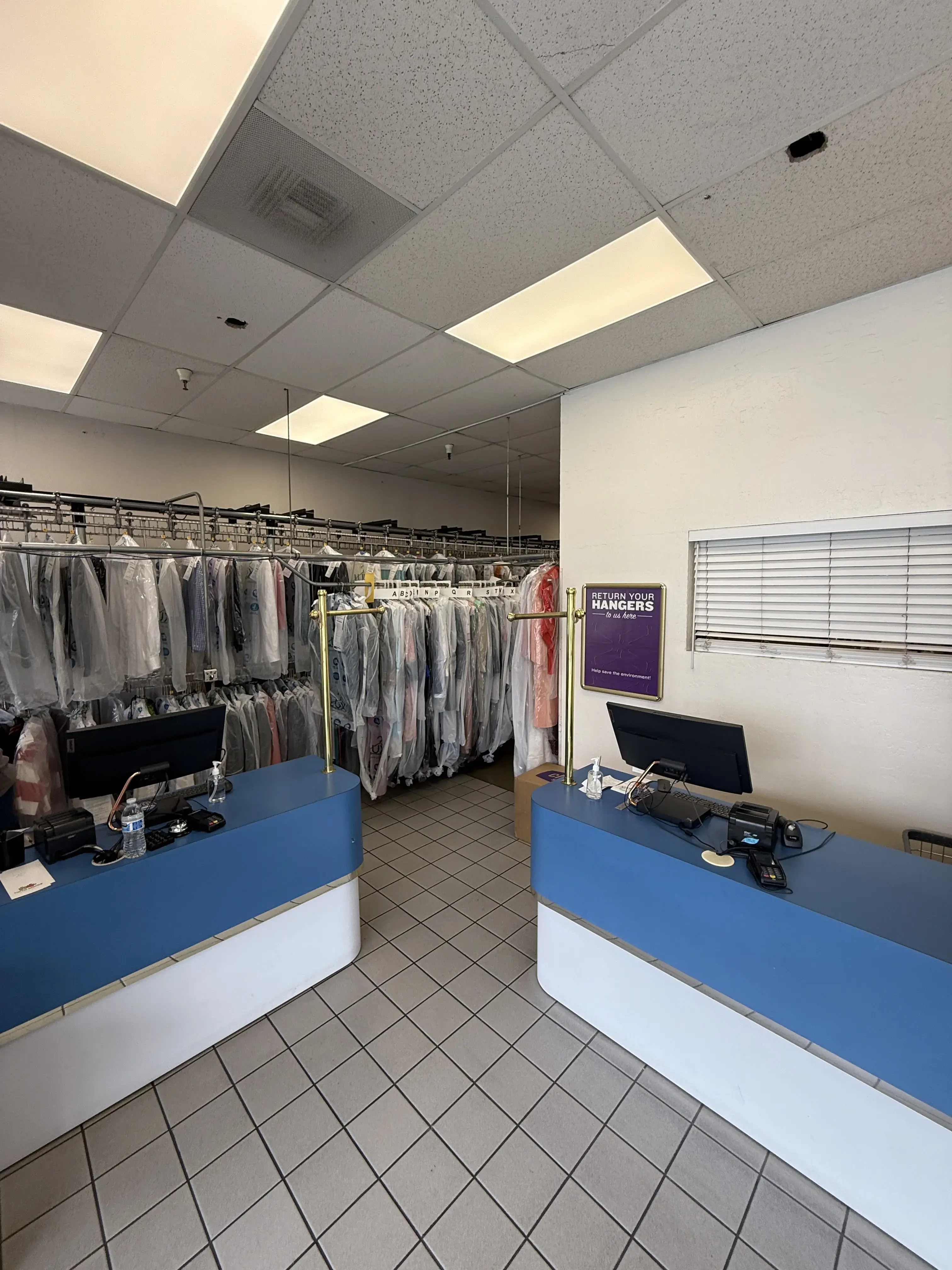 Lux Cleaners & Alterations - Image 10