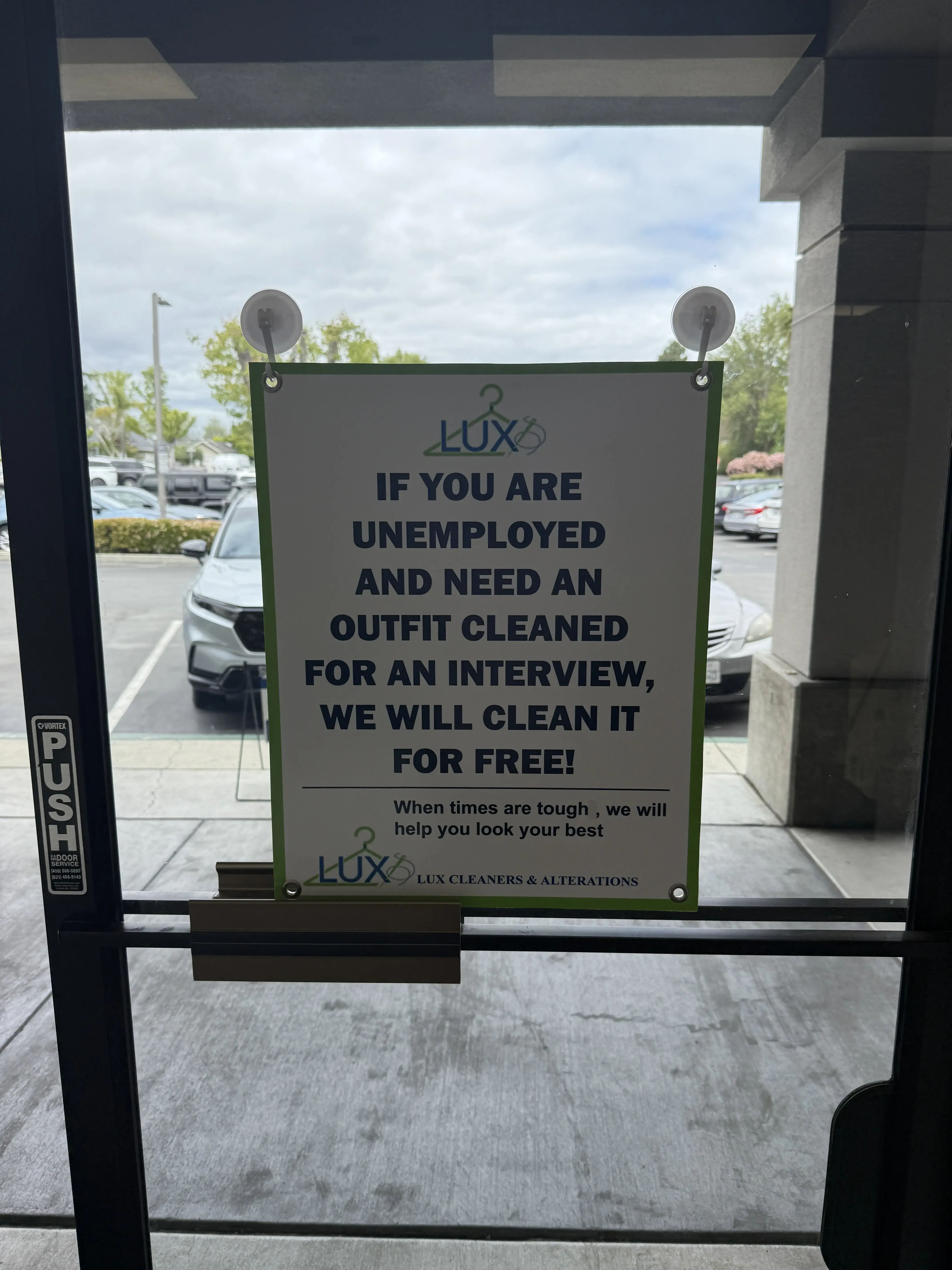 Lux Cleaners & Alterations - Image 12