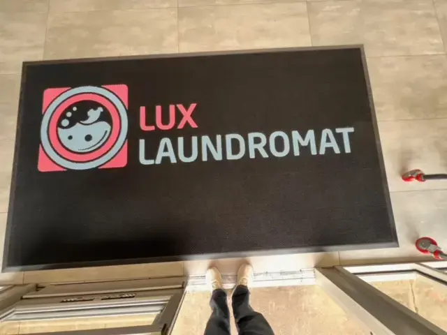 Lux Laundromat - Image 12