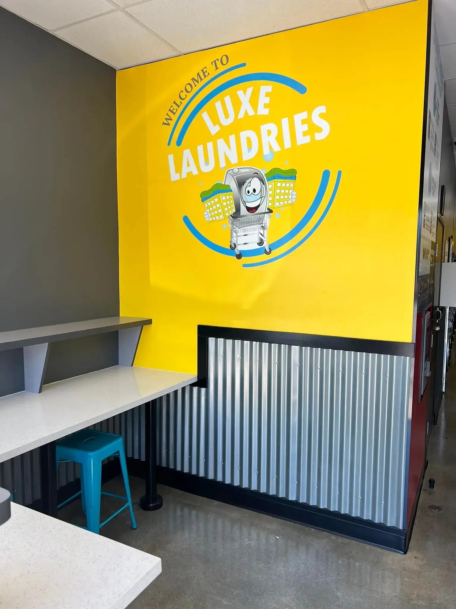 Luxe Laundries Vernon Ave - Image 2