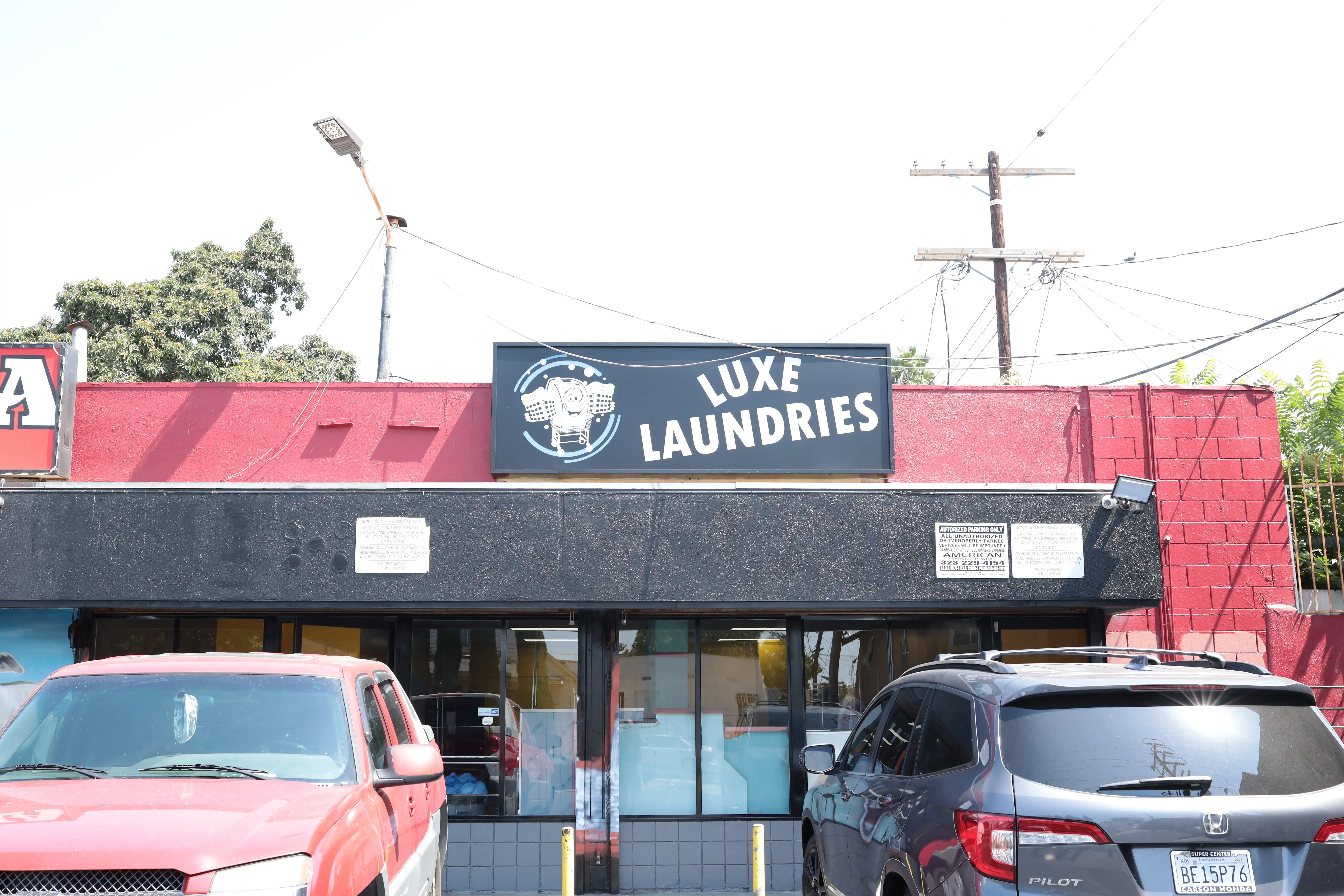 Luxe Laundries Vernon Ave thumbnail 5