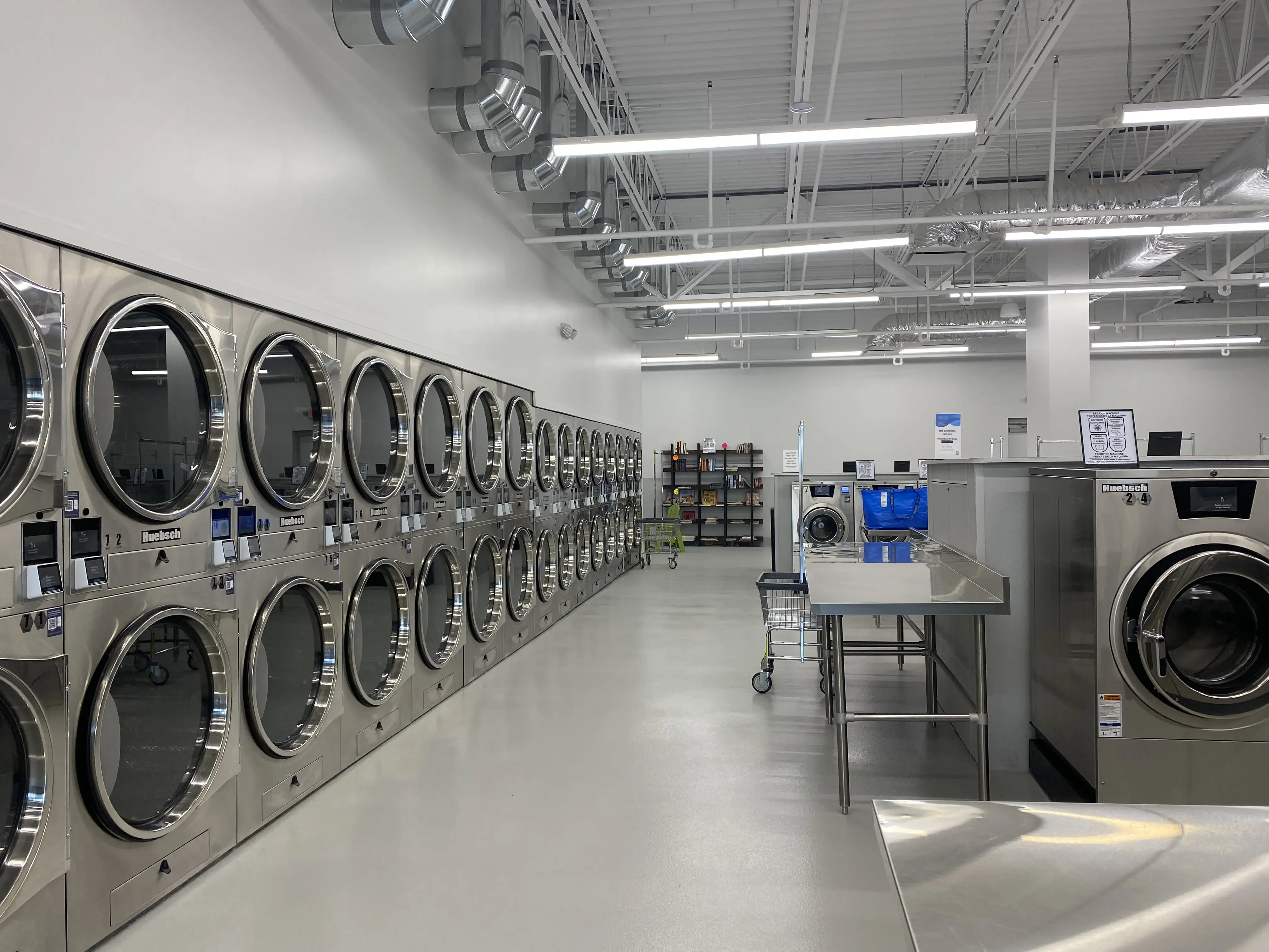 Luxe Laundromat thumbnail 1