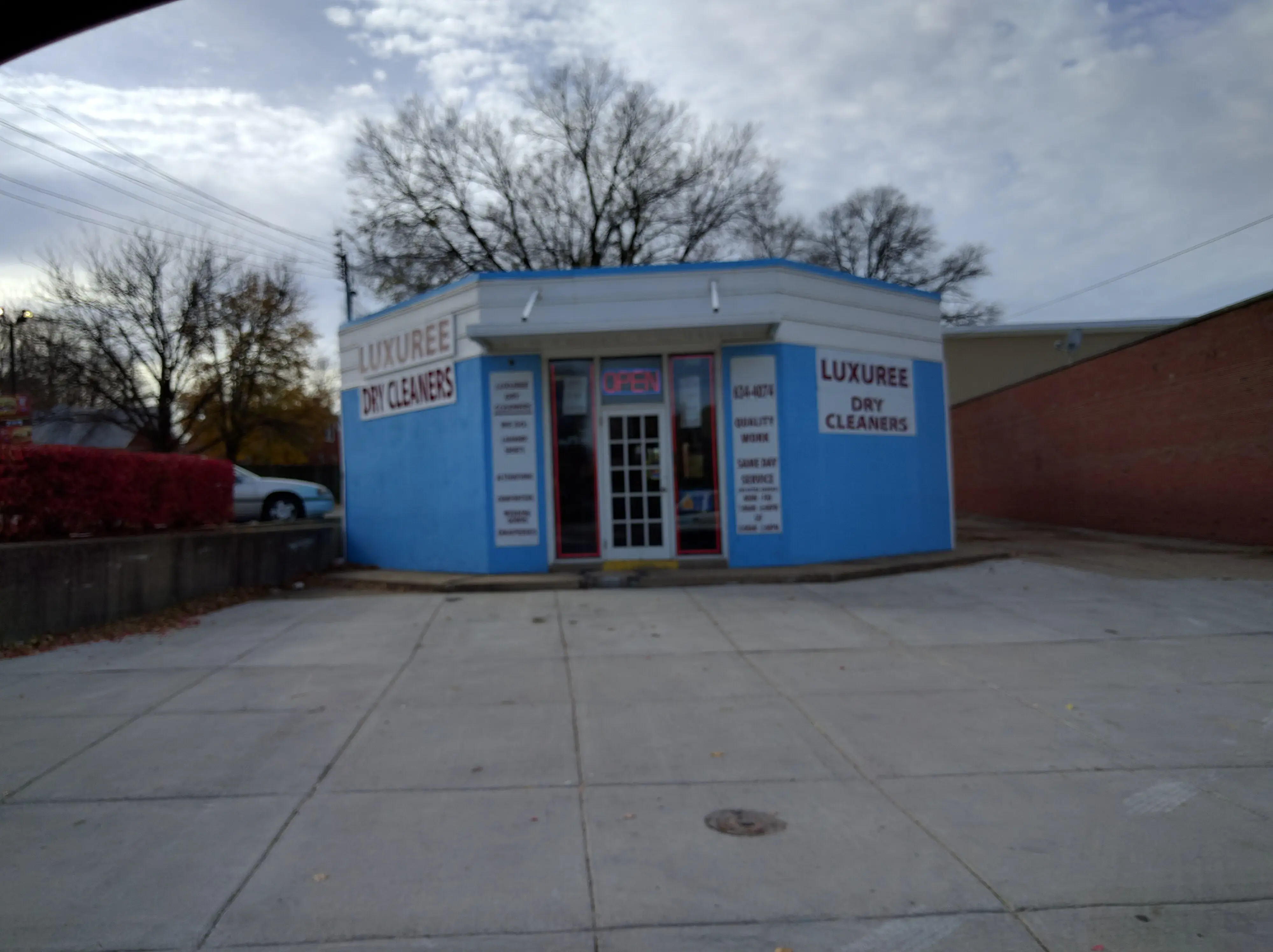 Luxuree Cleaners - Image 2