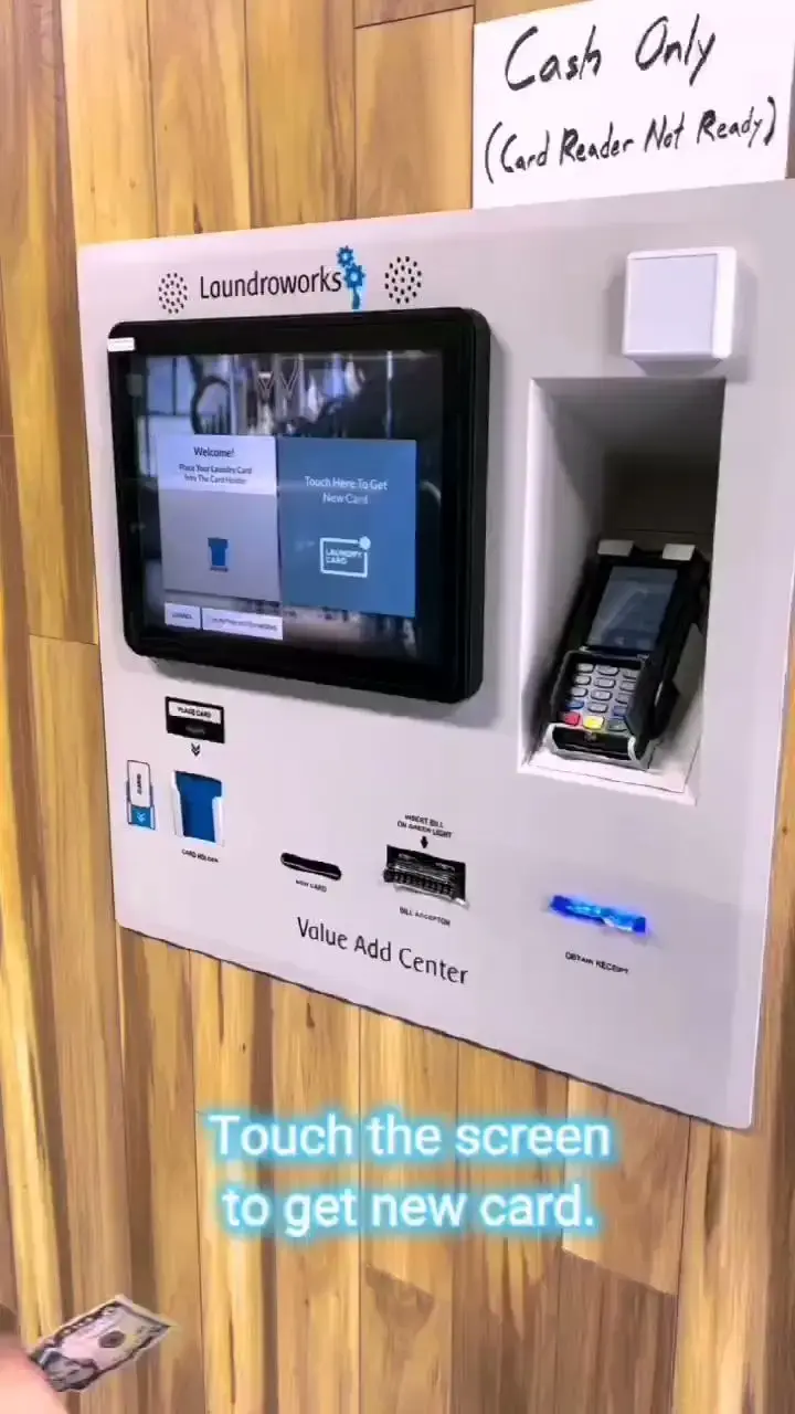 Luxwater Laundry Place / Japanese Laundromat / Retail 水のスペース thumbnail 8