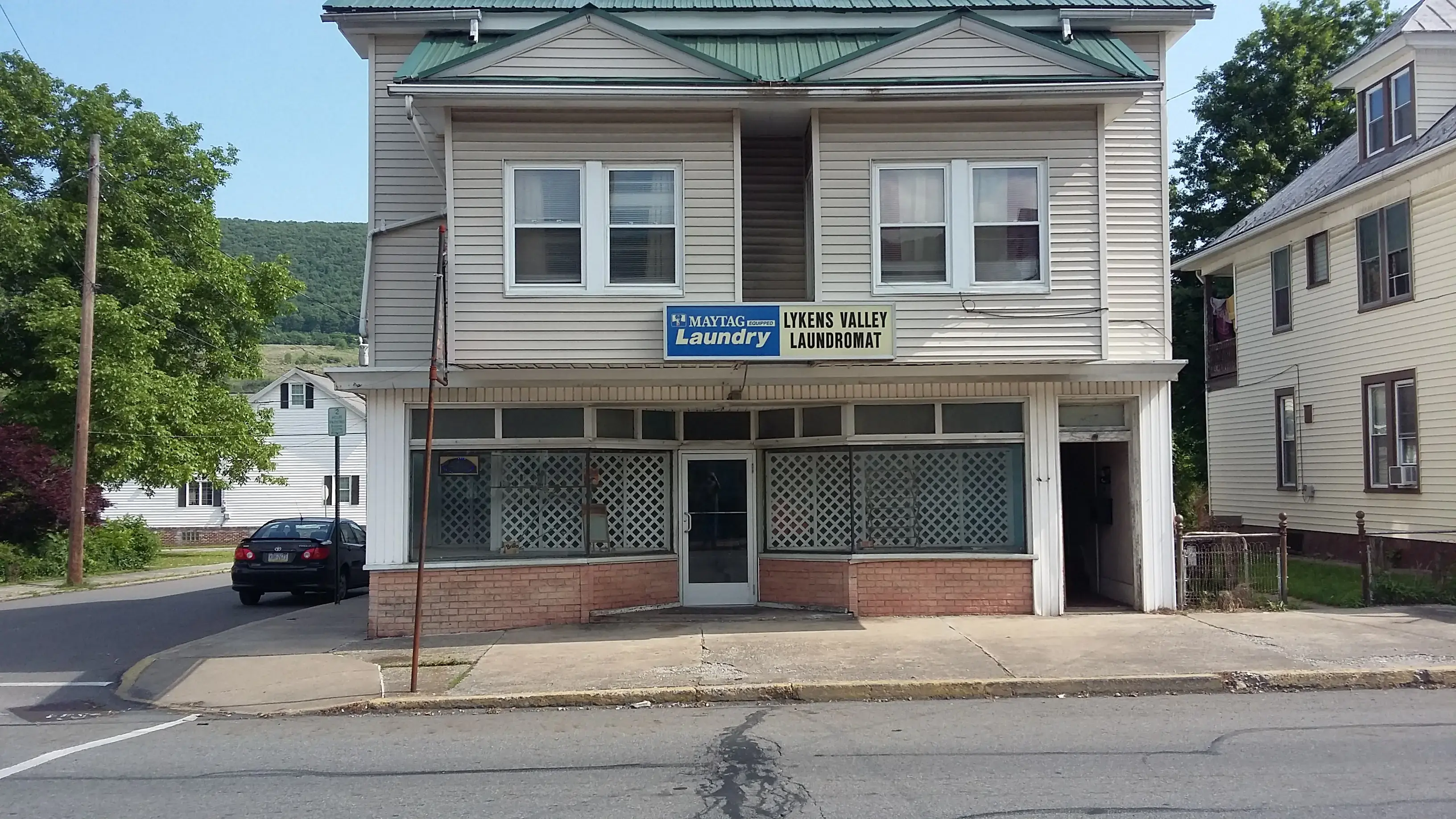Lykens Valley Laundromat - Image 6