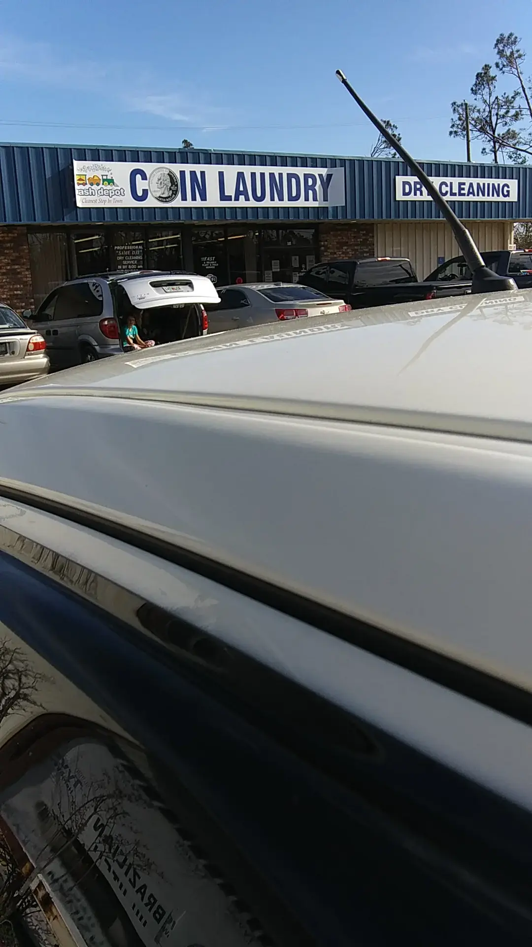 Lynn Haven Coin Laundry thumbnail 19