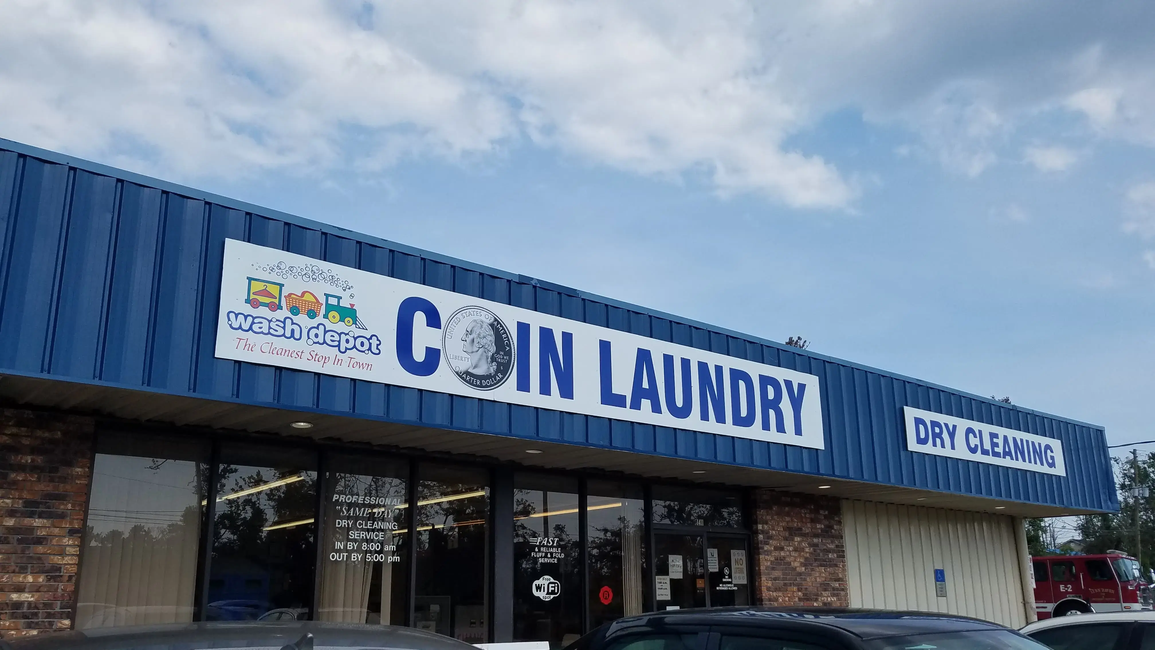 Lynn Haven Coin Laundry thumbnail 17