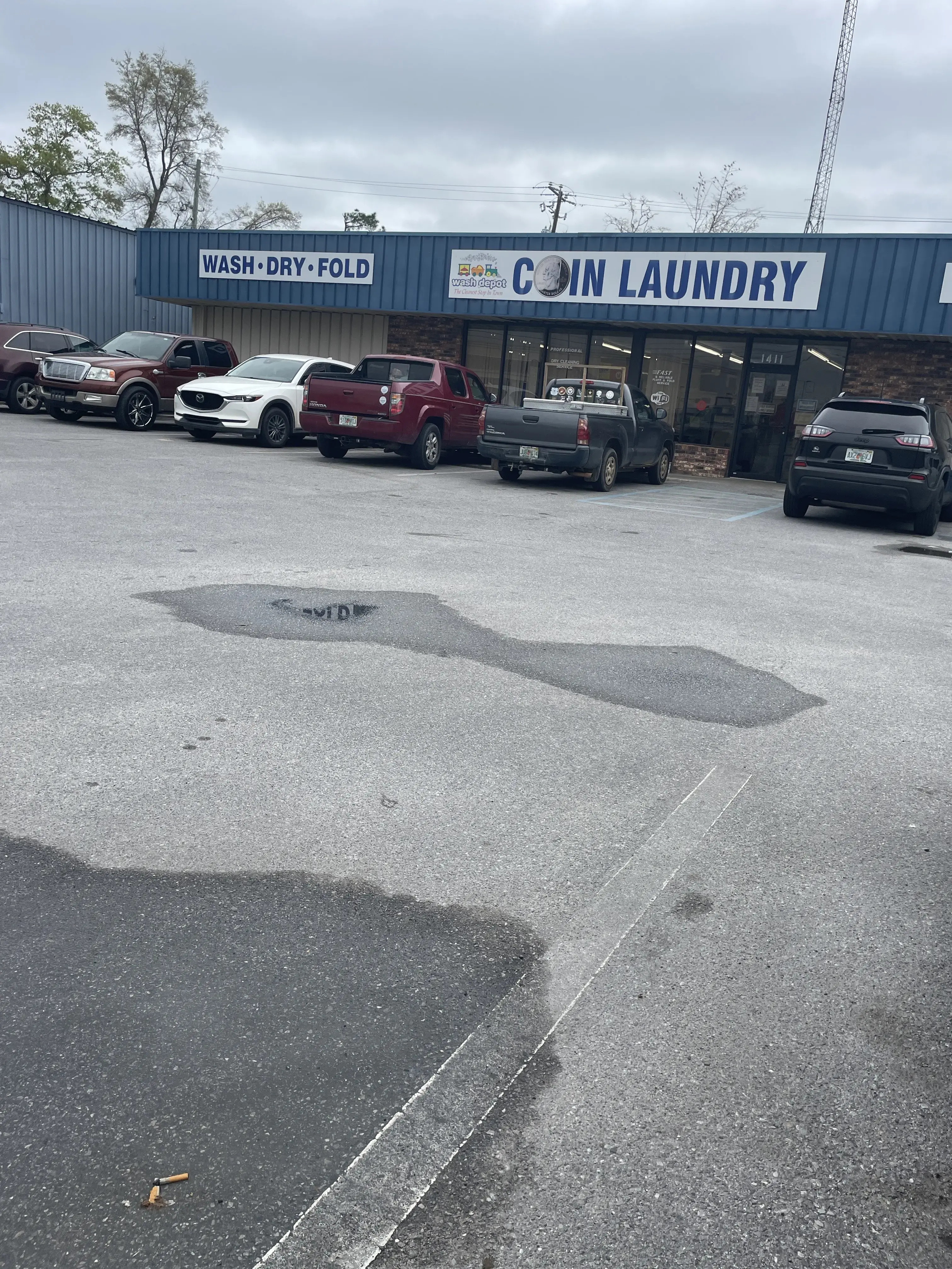 Lynn Haven Coin Laundry - Image 2