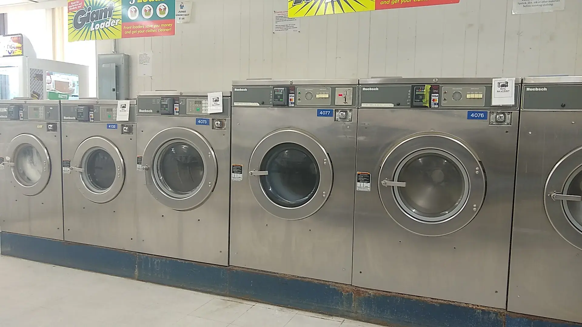 Lynn Haven Coin Laundry - Image 1