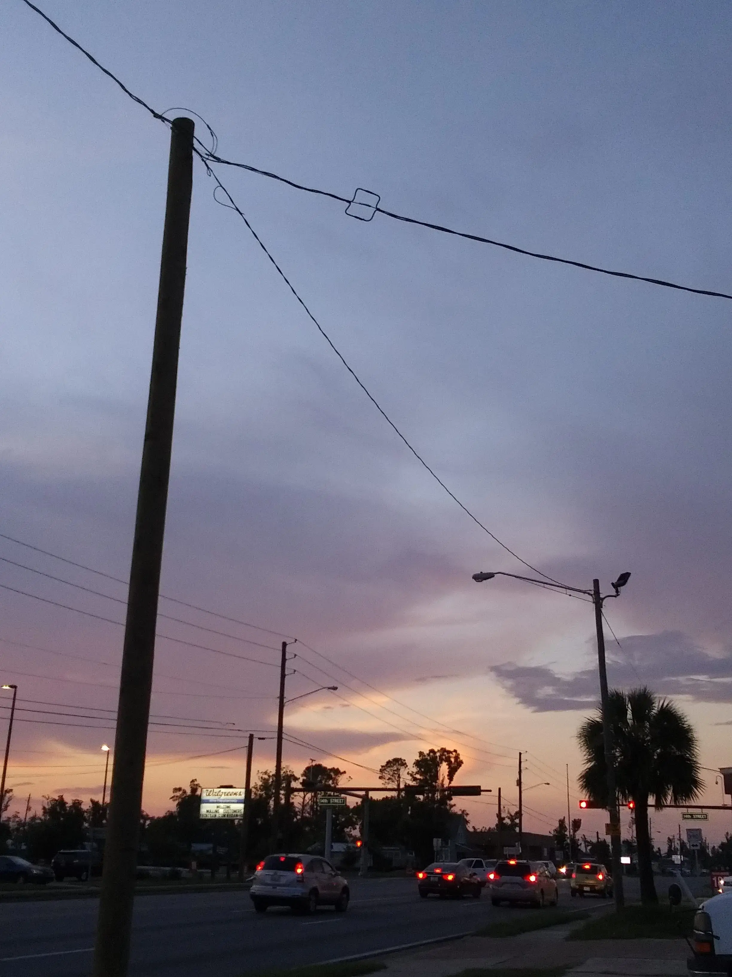 Lynn Haven Coin Laundry thumbnail 9