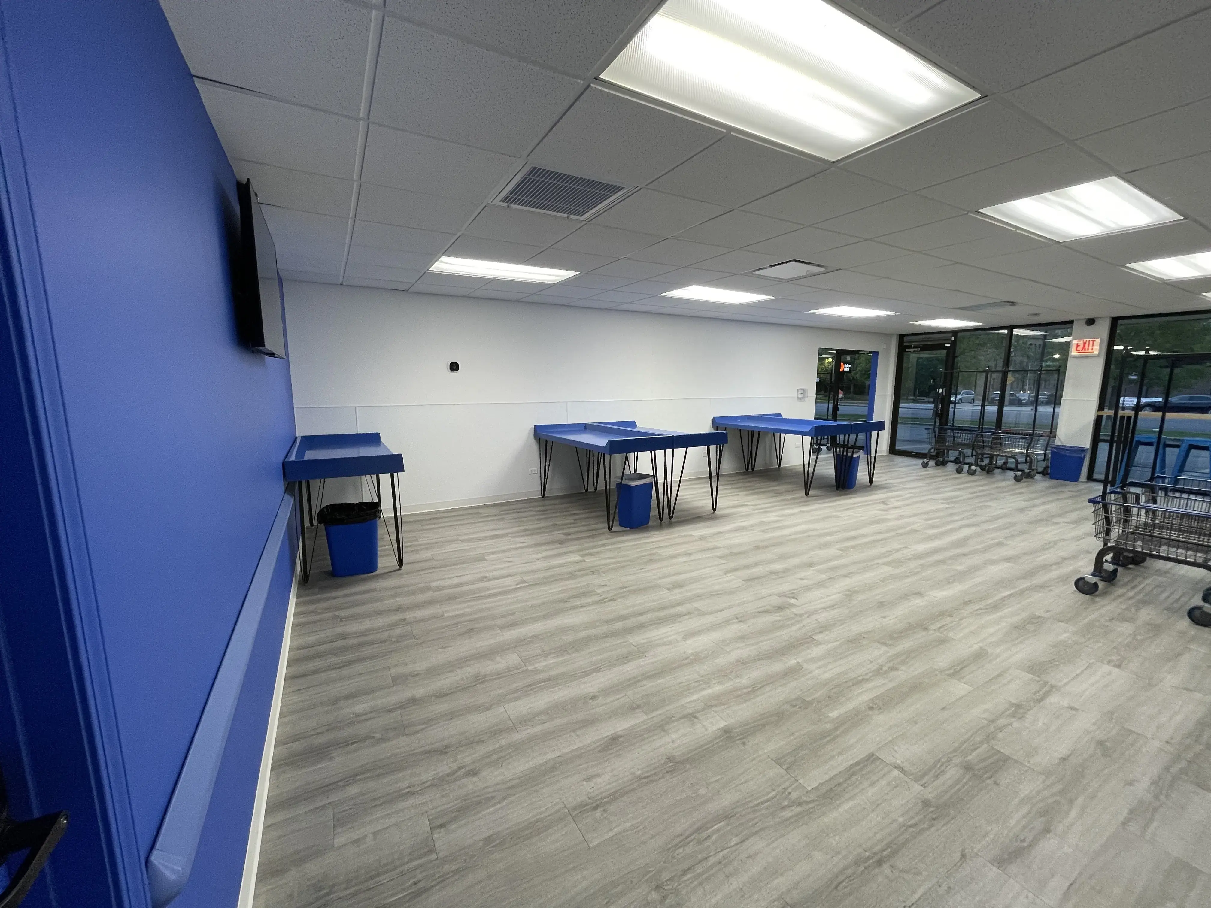 M & D Coin Laundry - Image 3