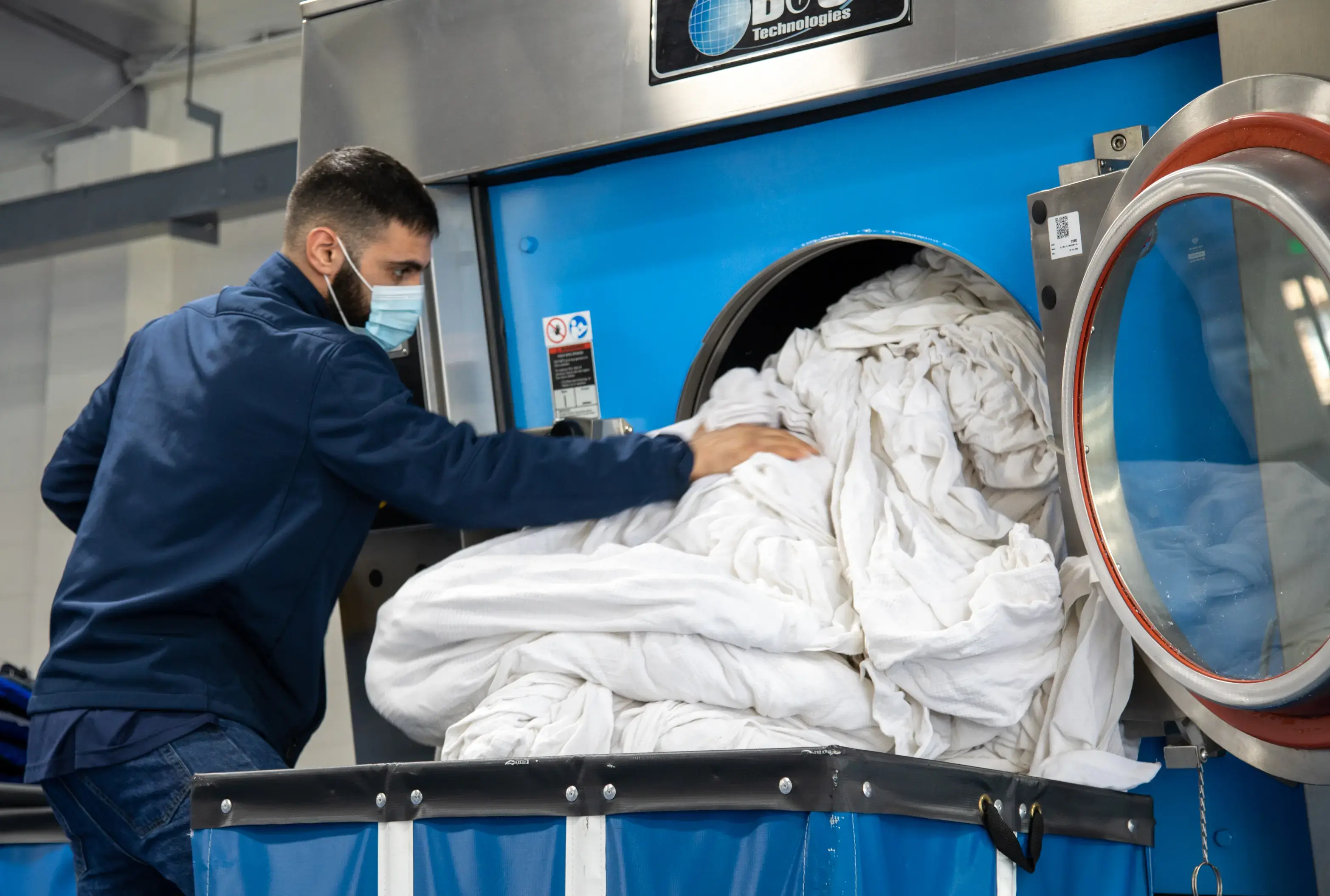 M & F Laundry thumbnail 5