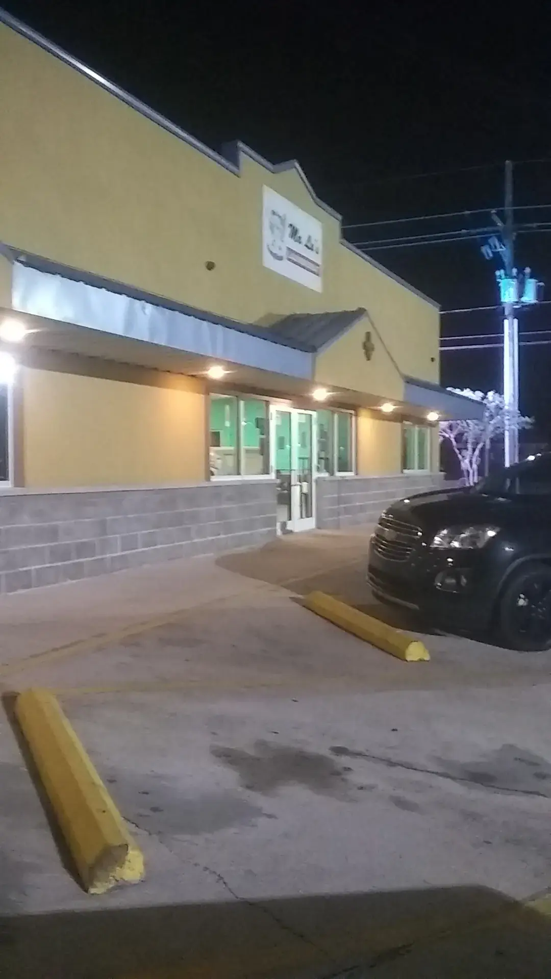 Ma-Lu's Laundromat - Image 16