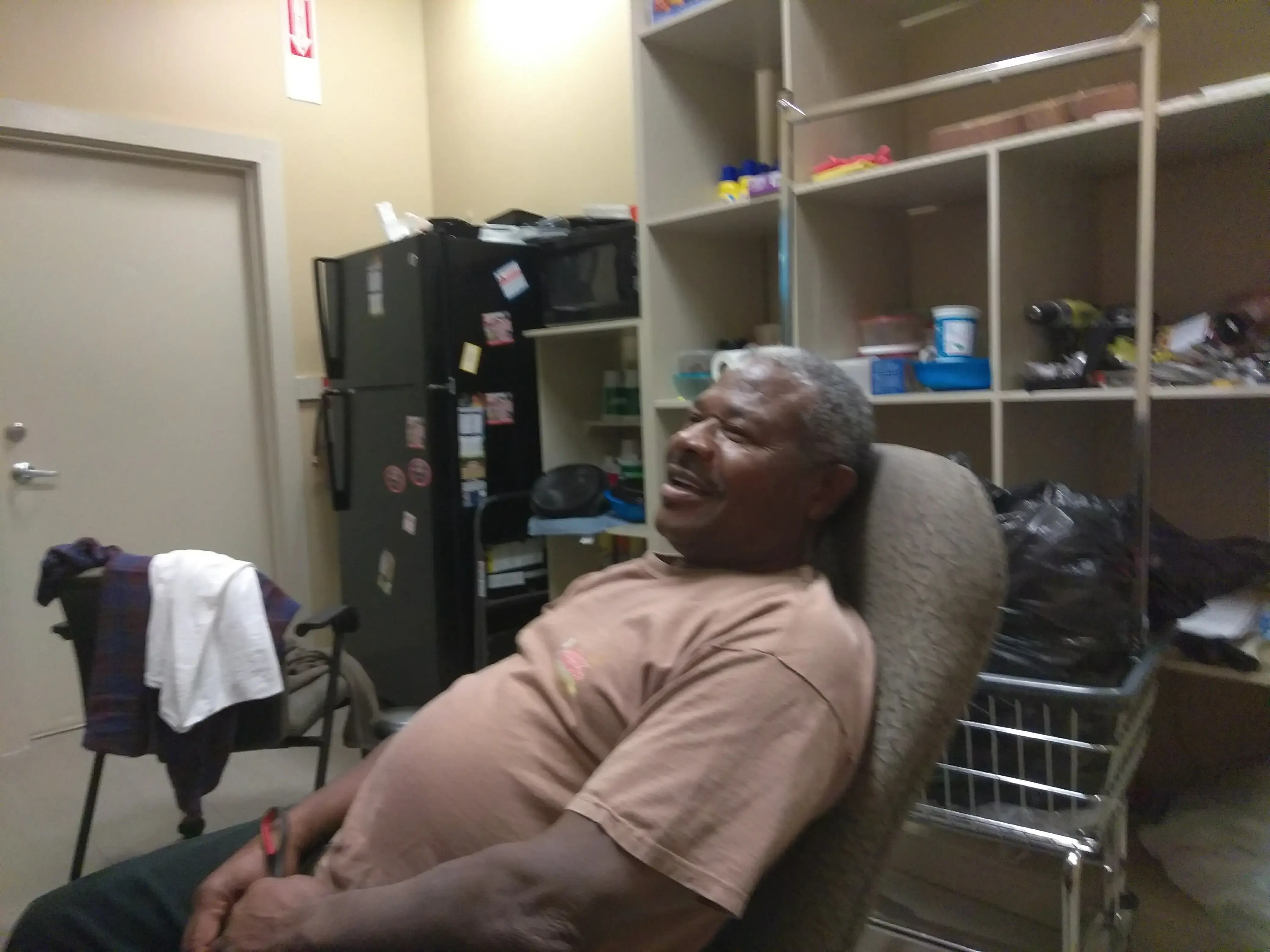 Ma-Lu's Laundromat thumbnail 20