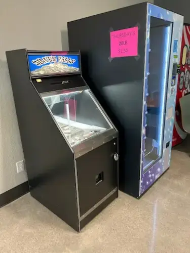 Madisonville Laundromat LLC thumbnail 11