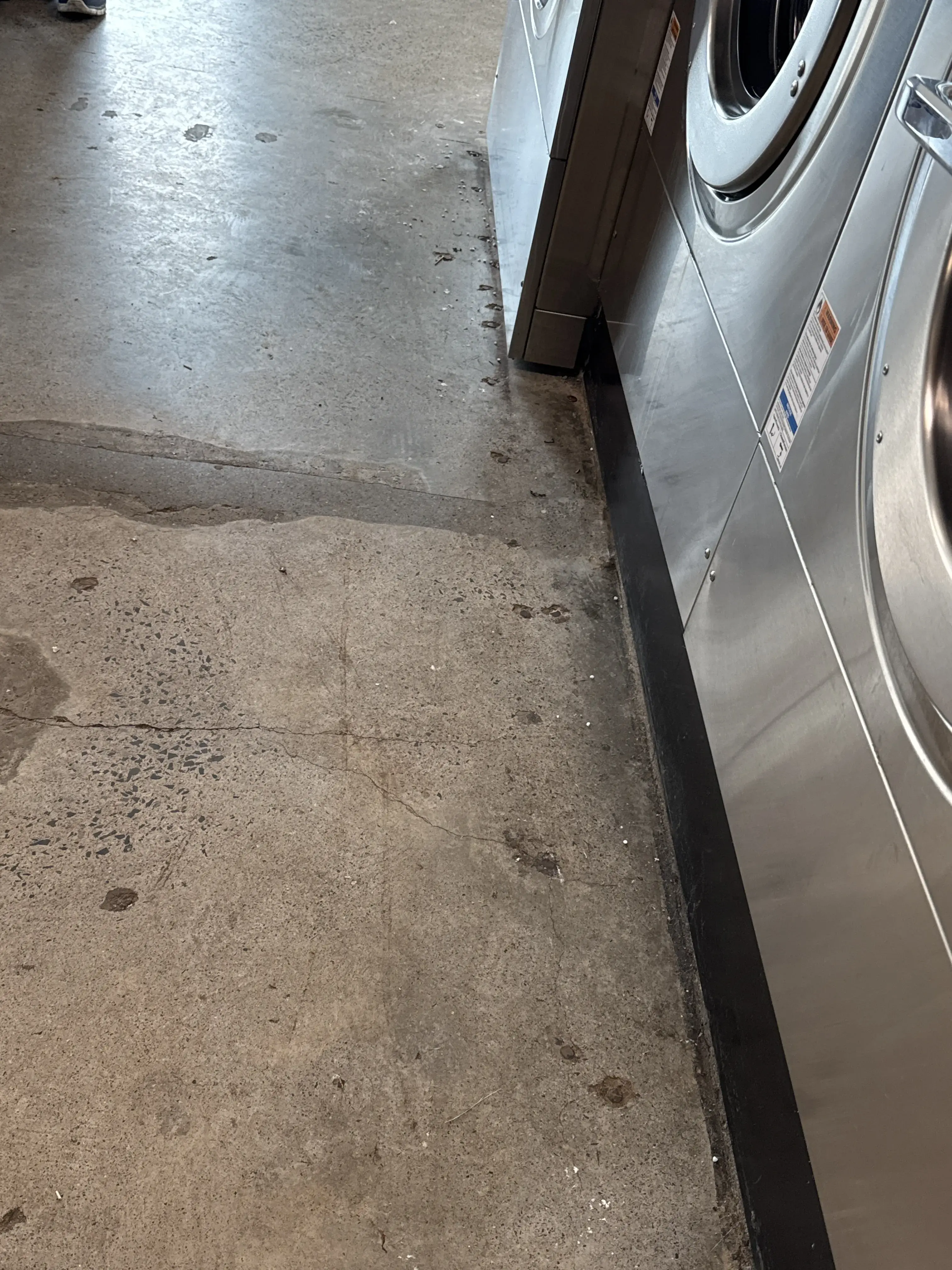 Madisonville Laundromat LLC thumbnail 16