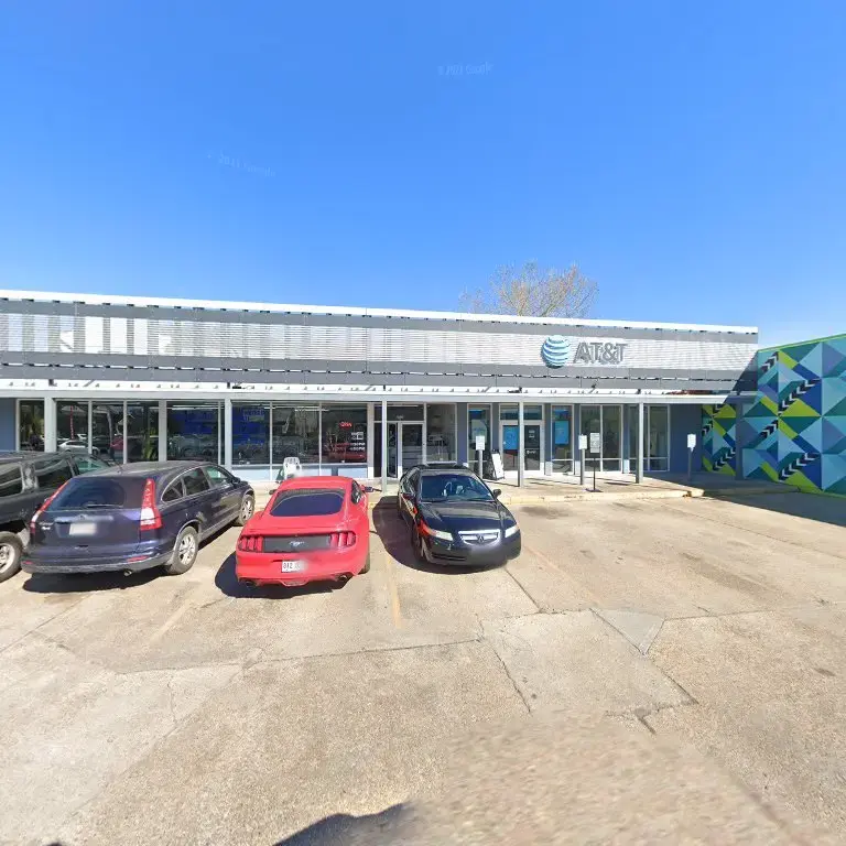 Magazine Laundromat & Wash and Fold - Image 18