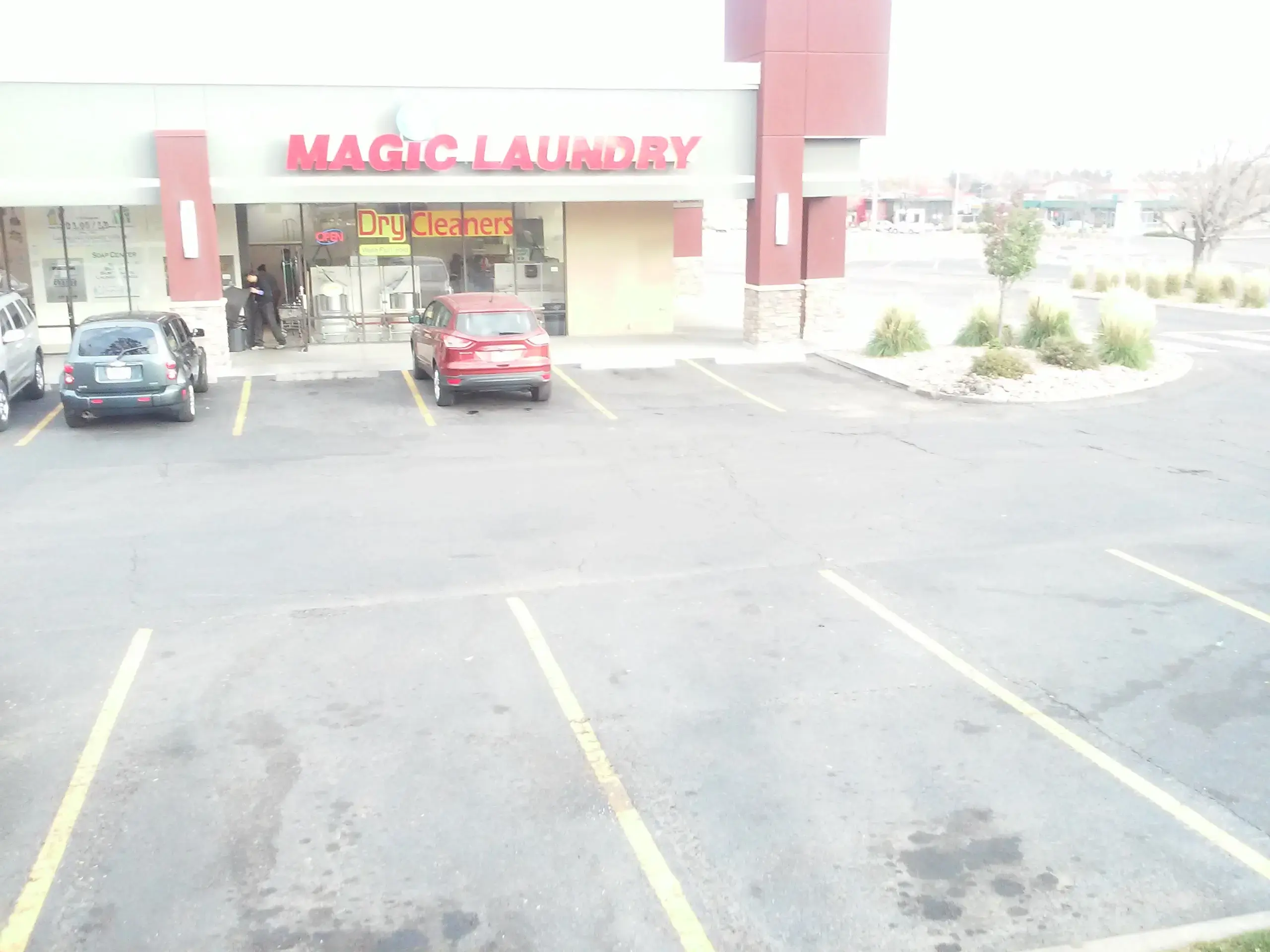 Magic Laundry - Laundromat - Image 19