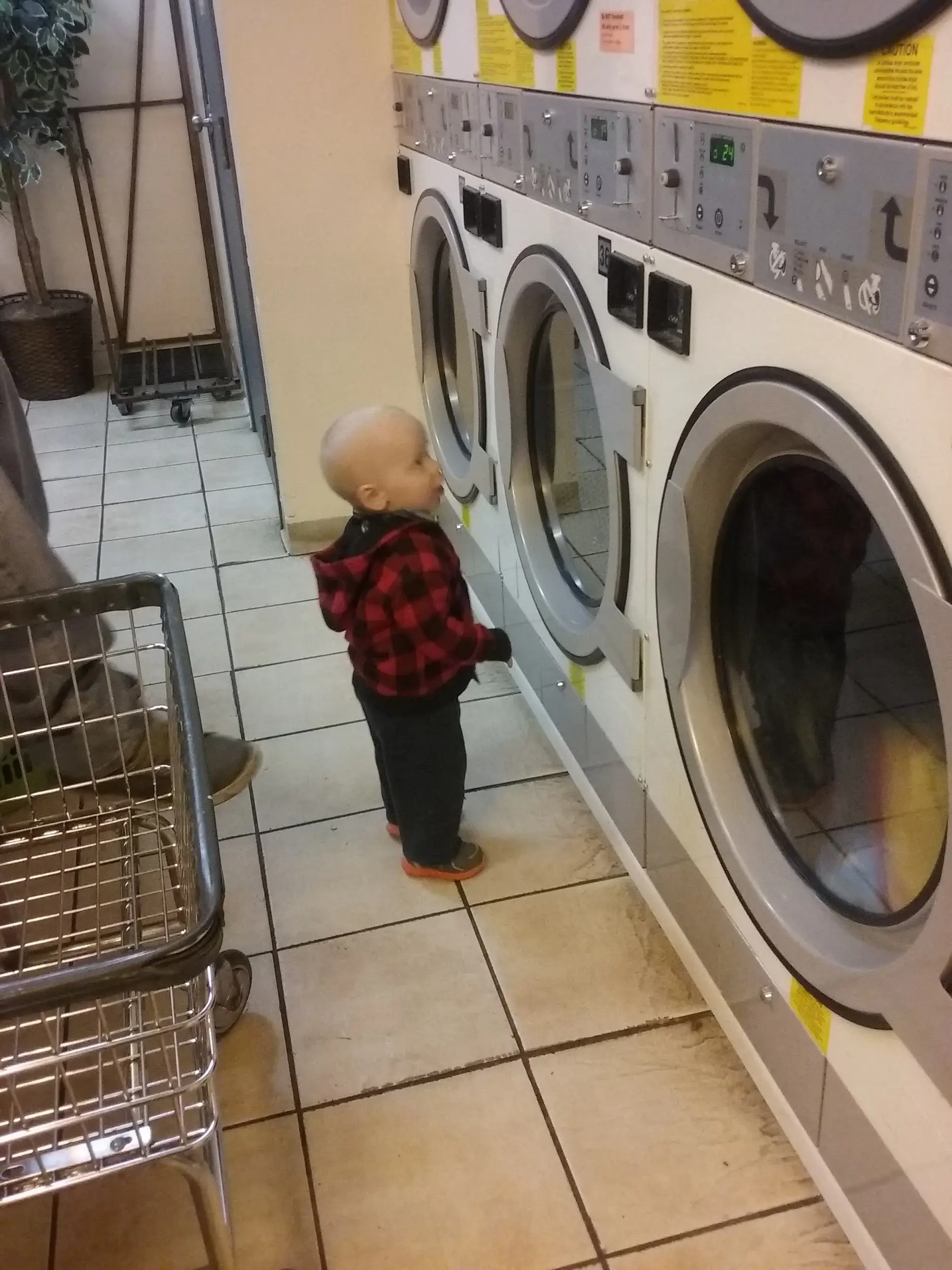 Magic Laundry - Laundromat thumbnail 7