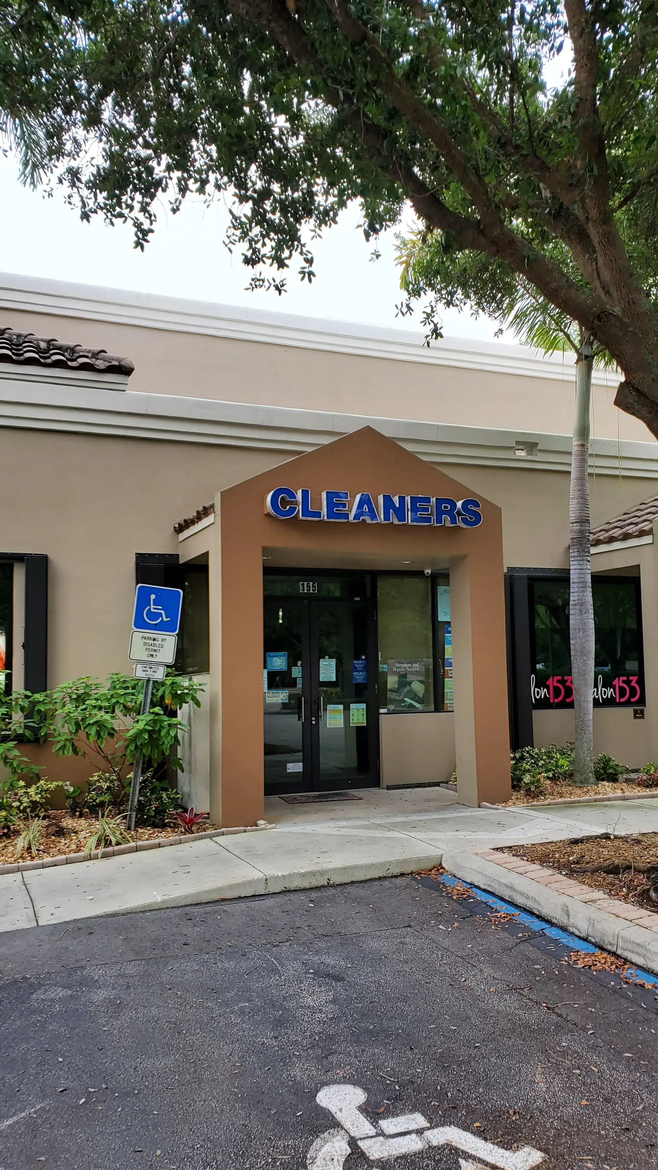Magic Touch French Cleaners & Tailors - Image 2