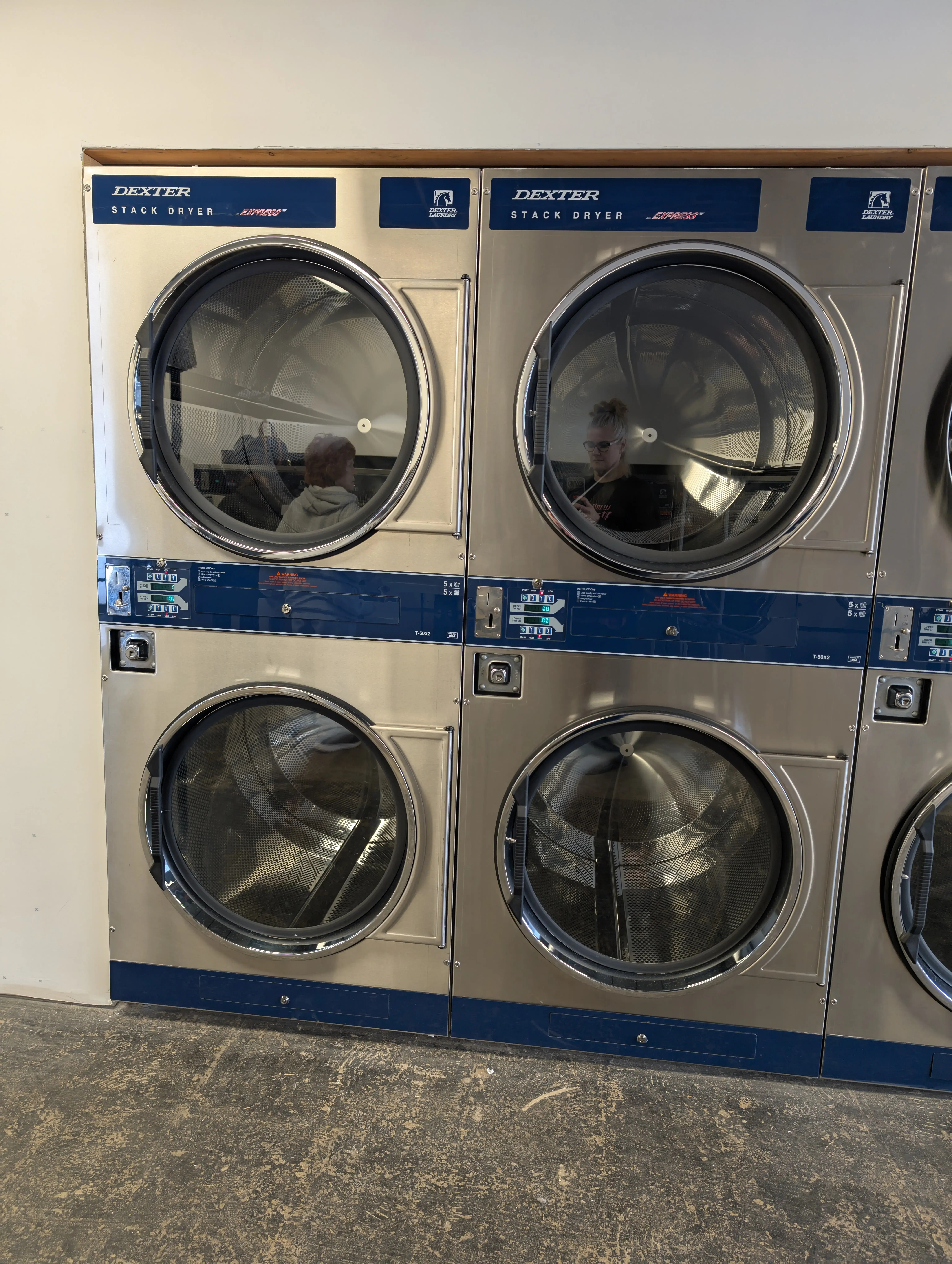 Magic Touch Laundromat thumbnail 1