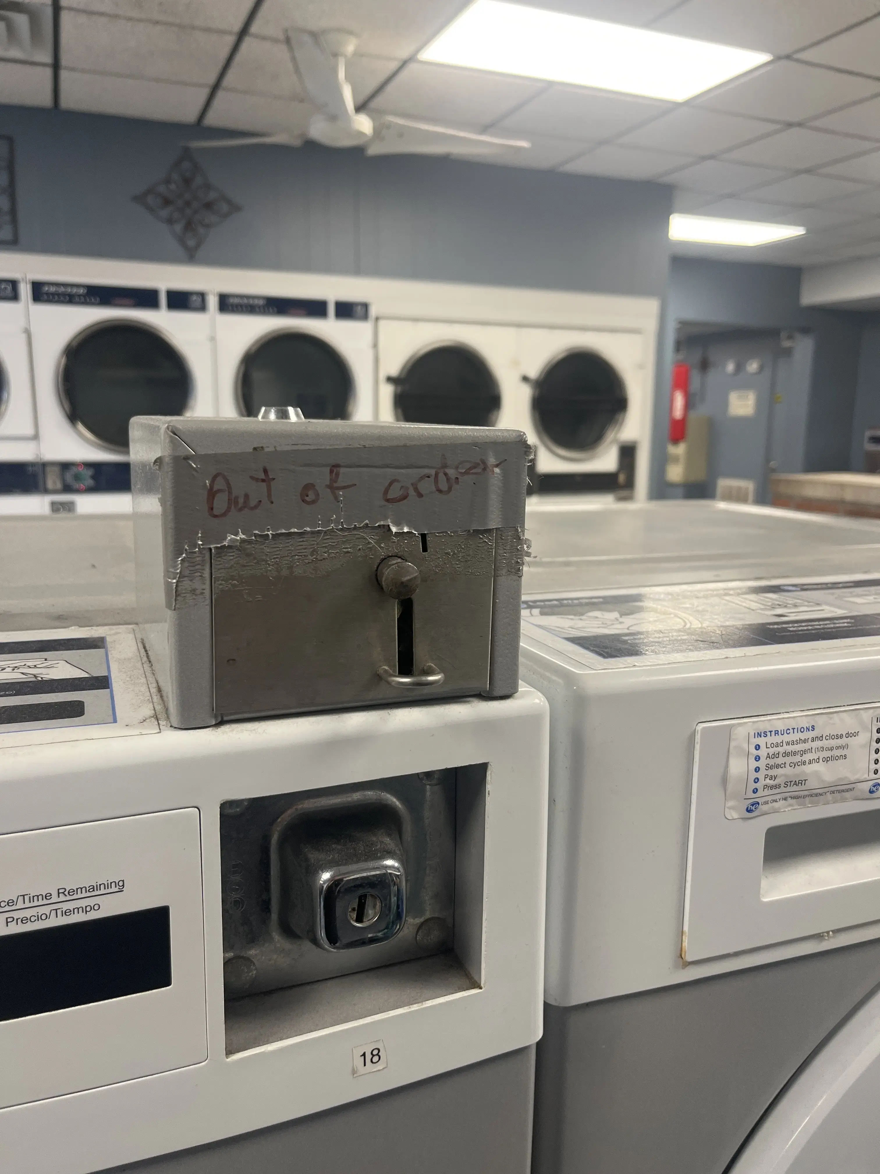 Magic Touch Laundromat thumbnail 3