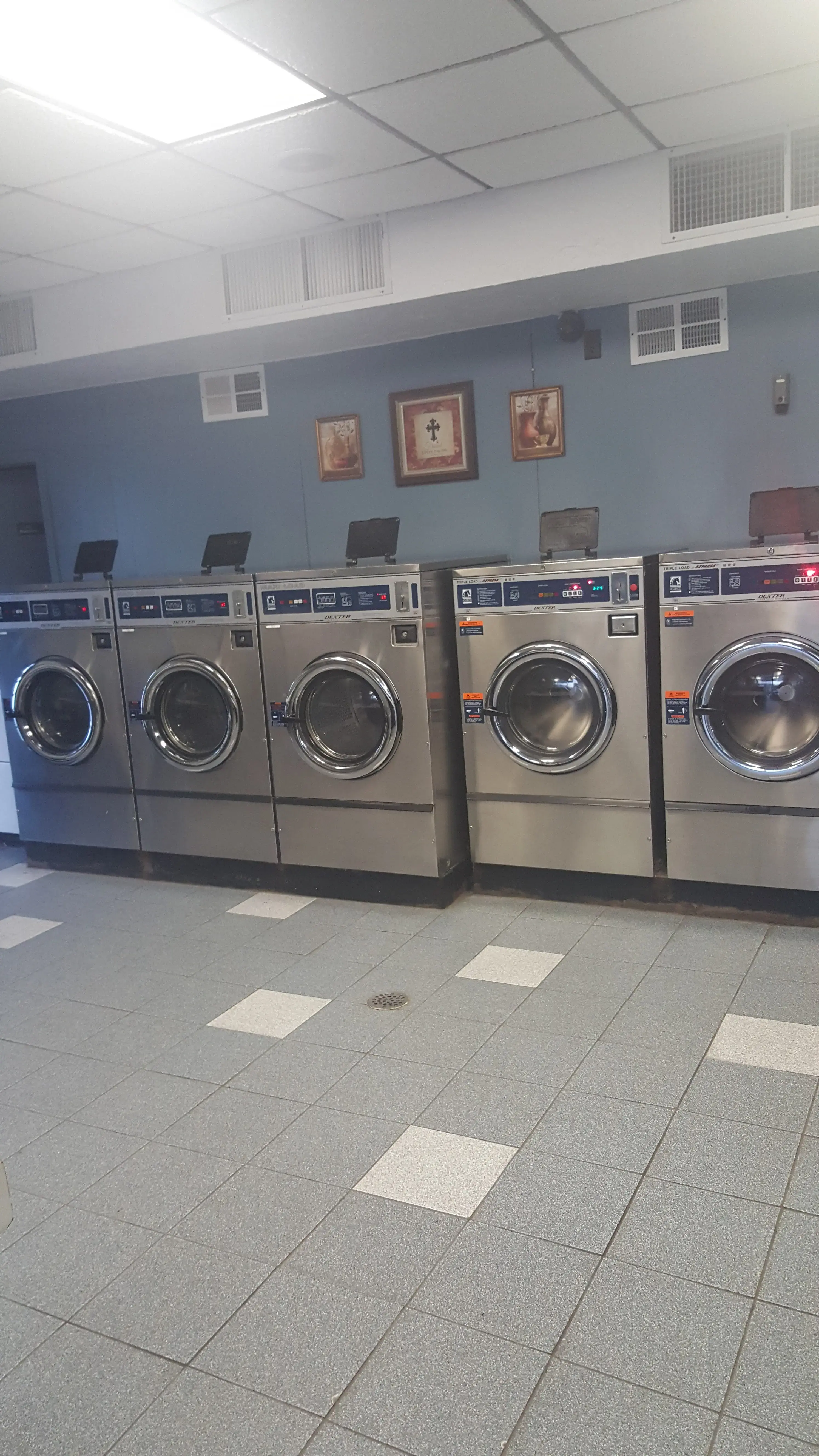 Magic Touch Laundromat - Image 7