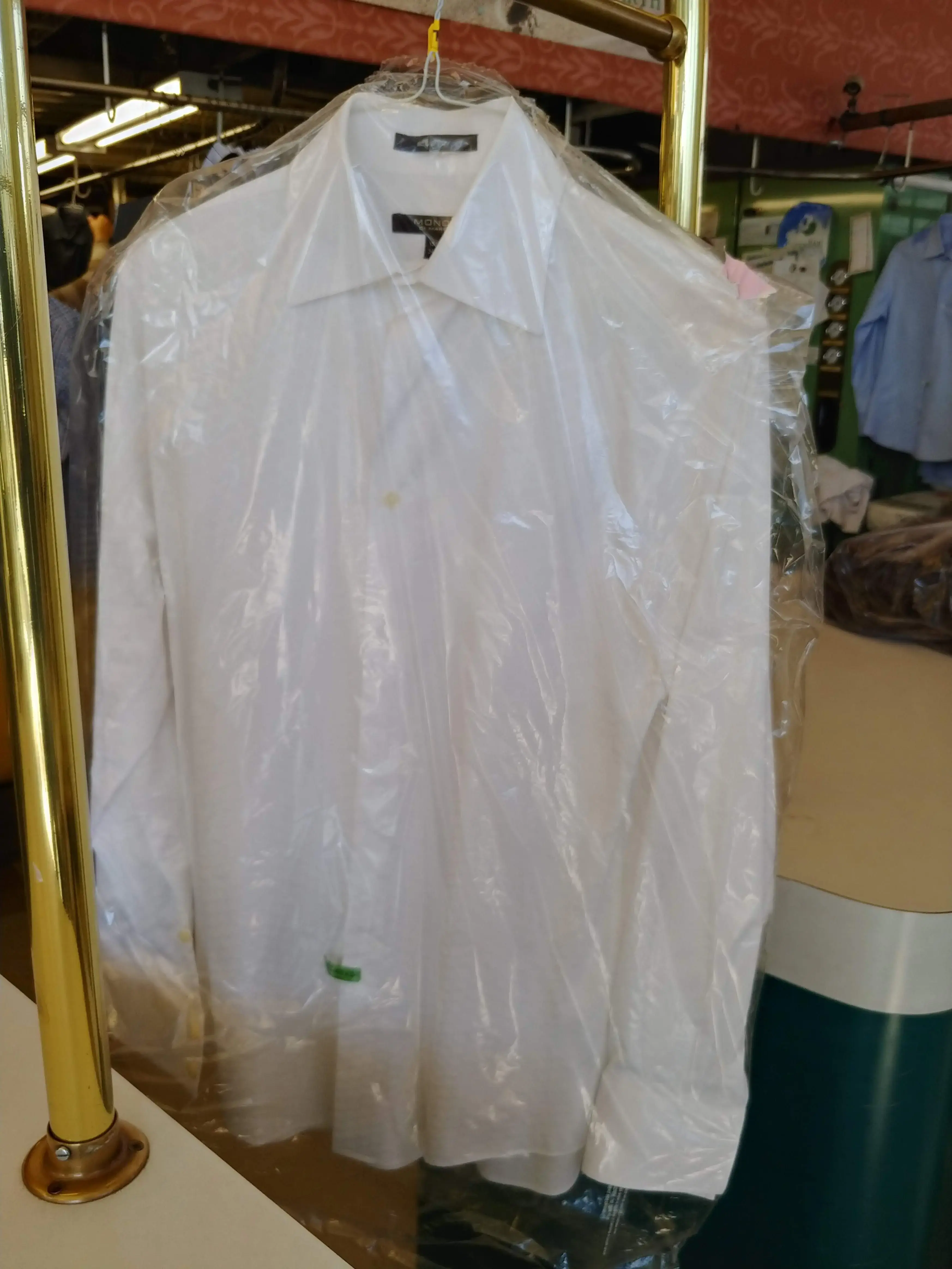 Magnificent 1-Hour Dry Cleaner thumbnail 2