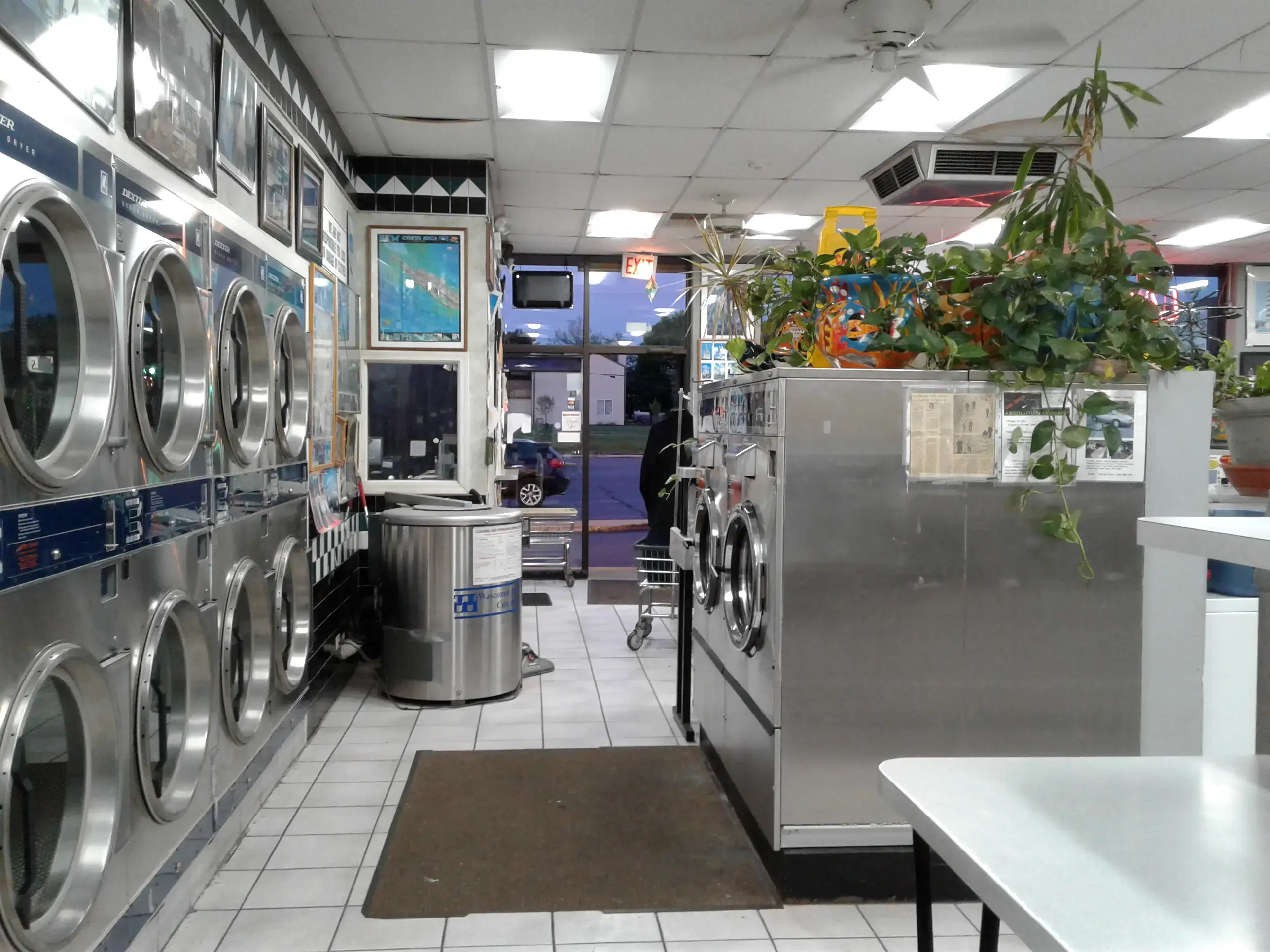 Mahmood coin laundry Quick Wash thumbnail 14