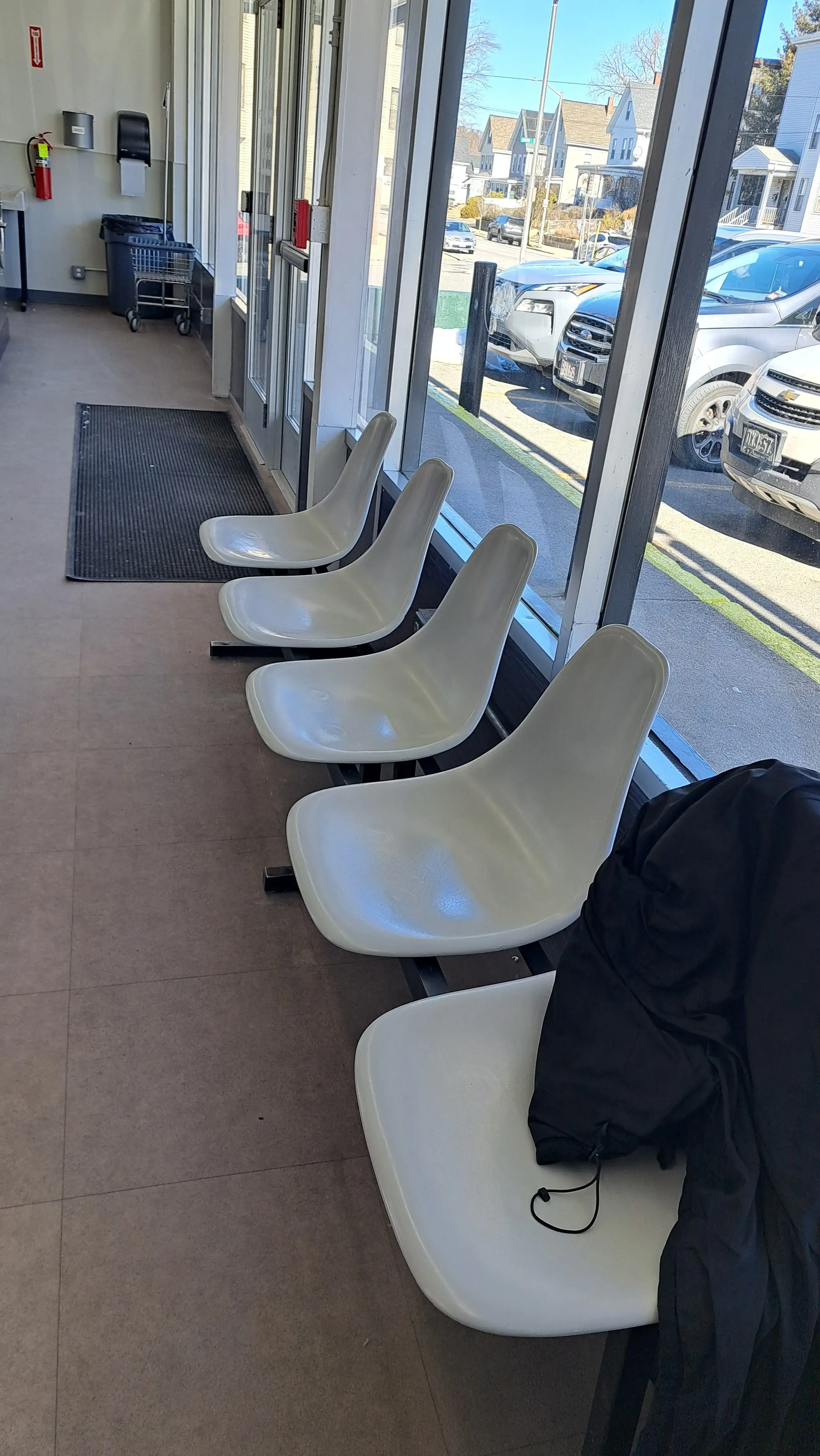 Main St Laundromat - Image 19