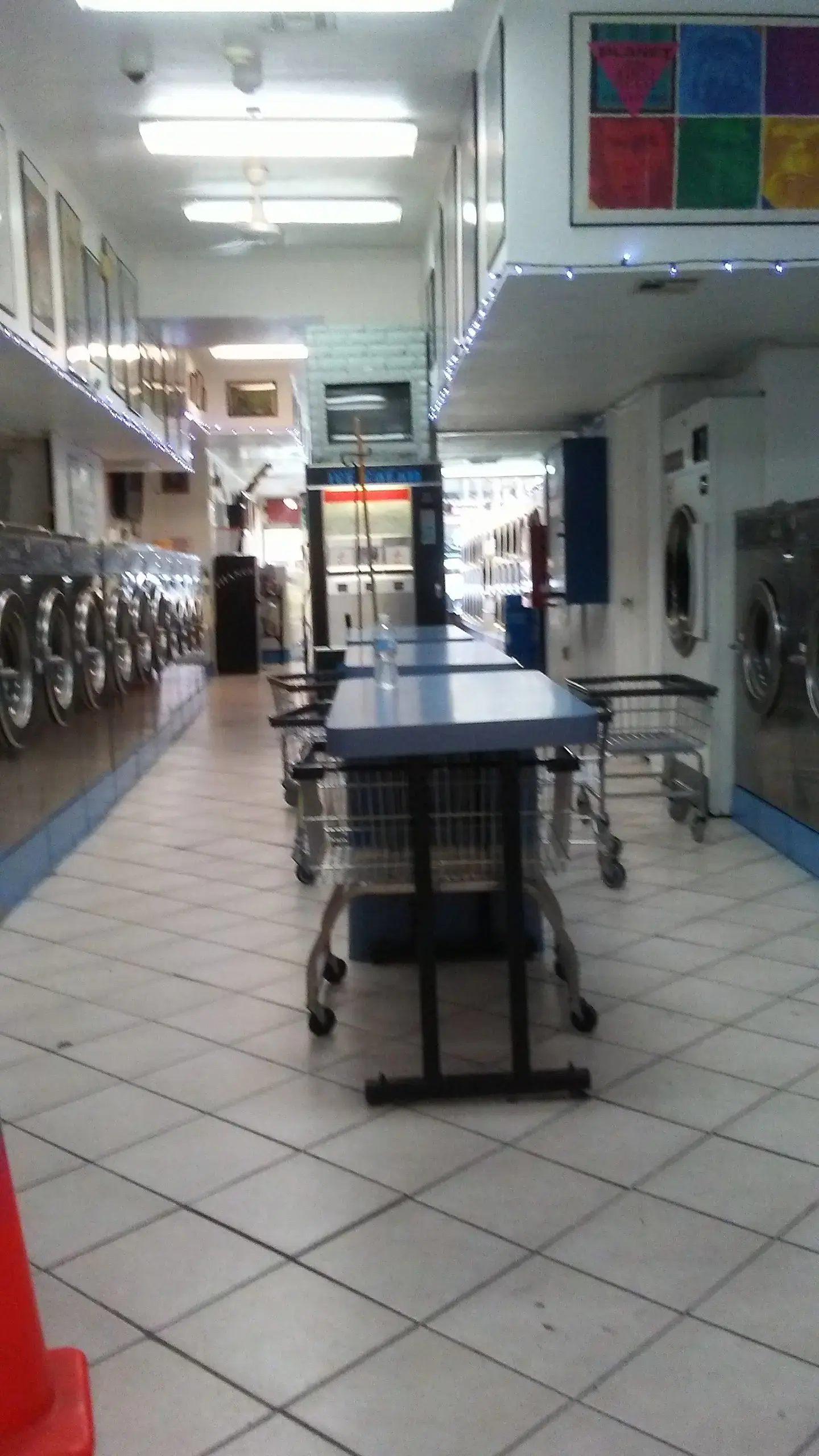 Main Street Laundromat thumbnail 5