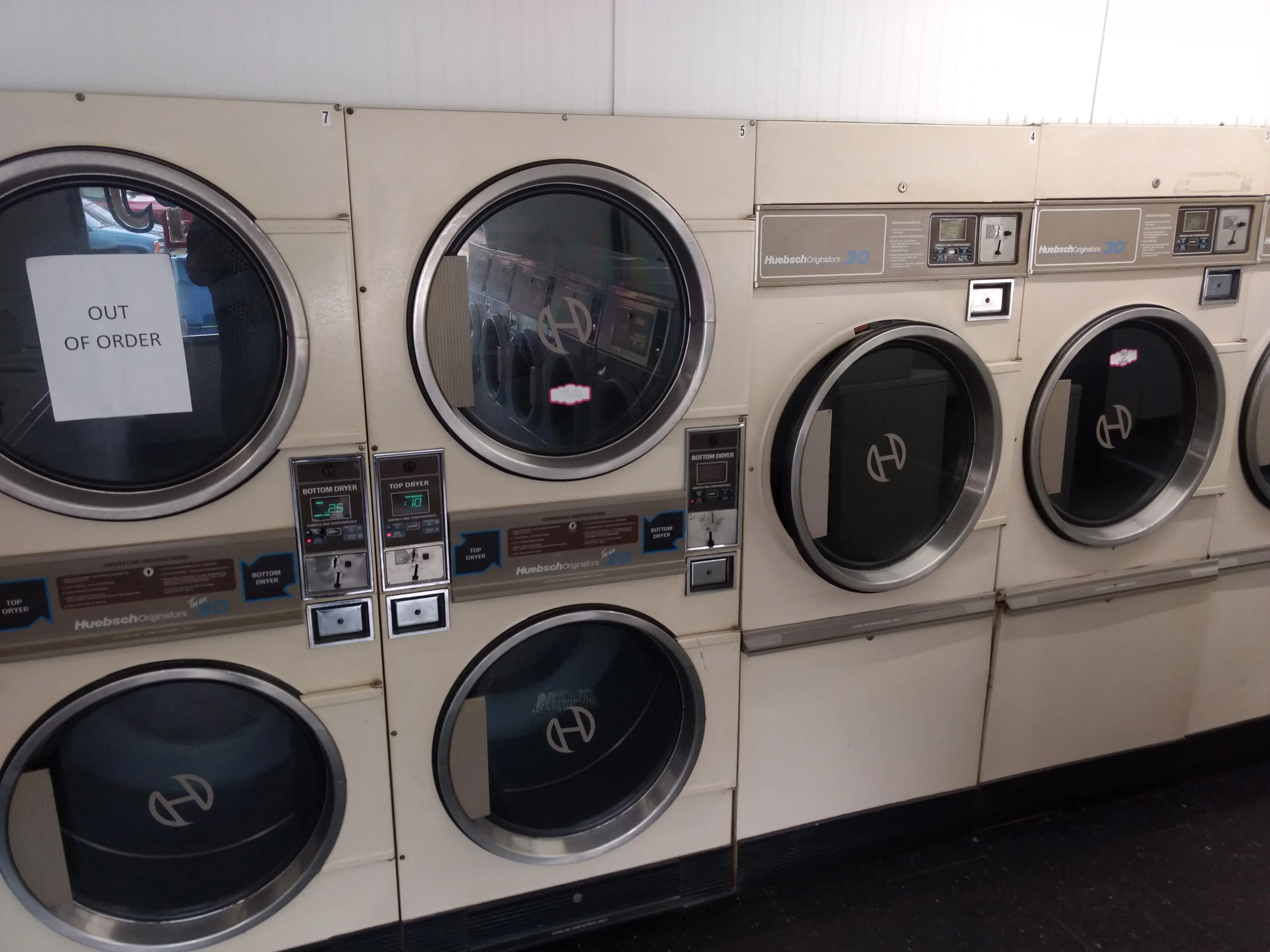 Main Street Laundry thumbnail 4
