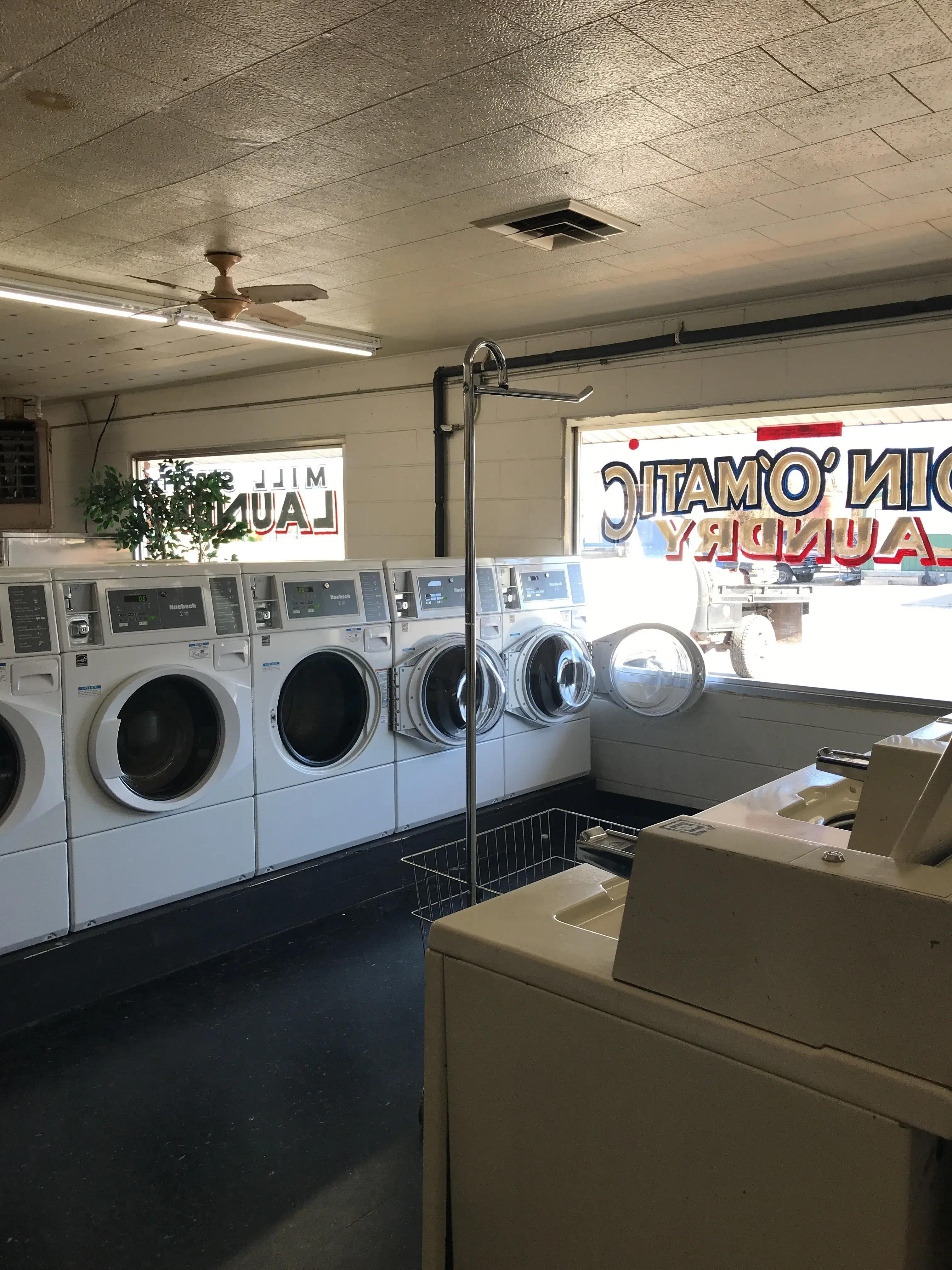 Main Street Laundry - Image 7