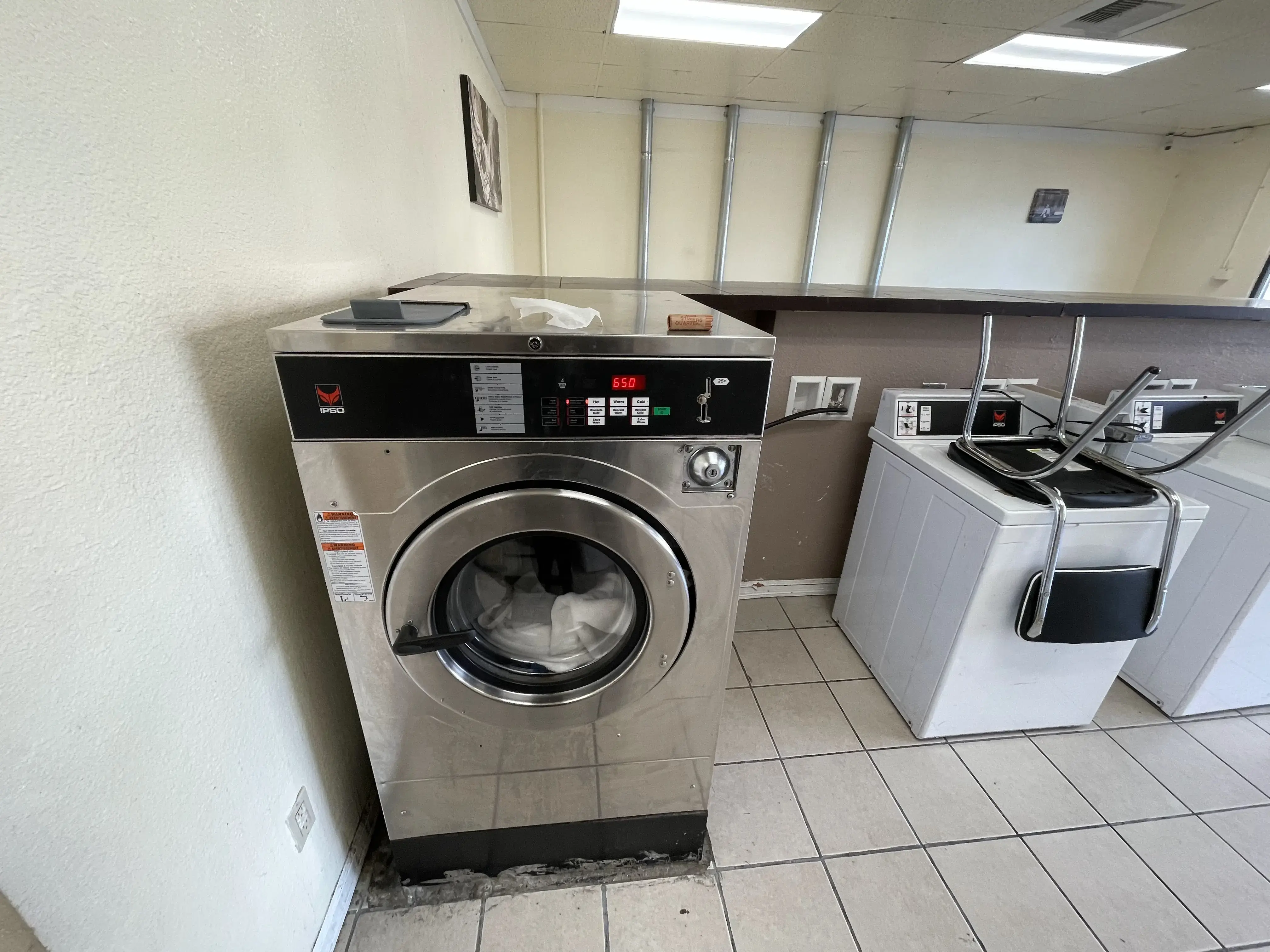 Main Street Laundry thumbnail 9
