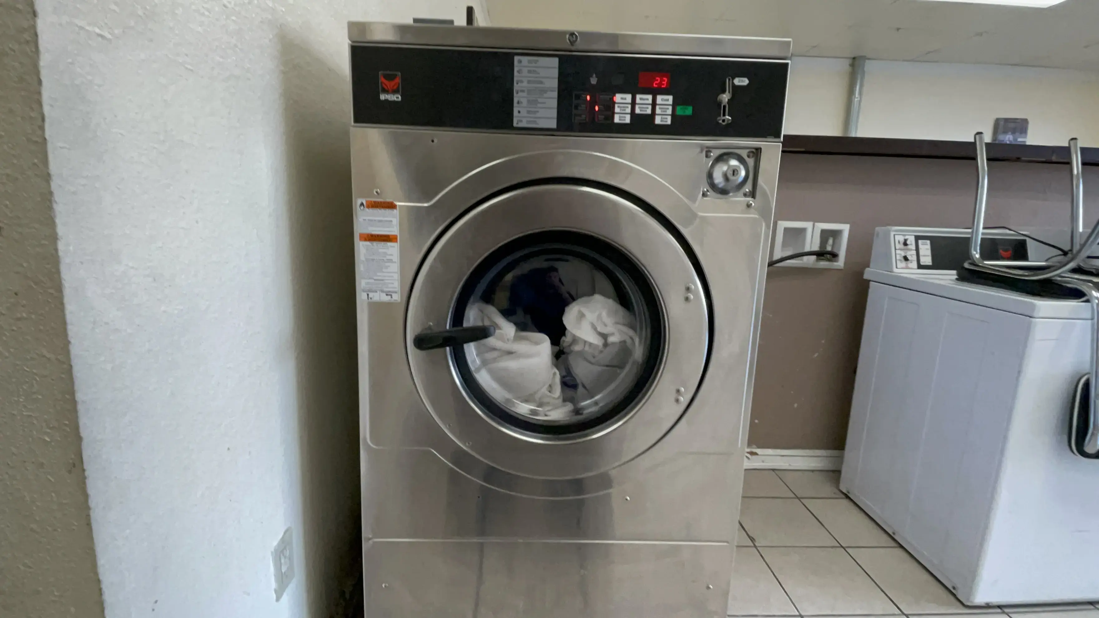 Main Street Laundry - Image 3