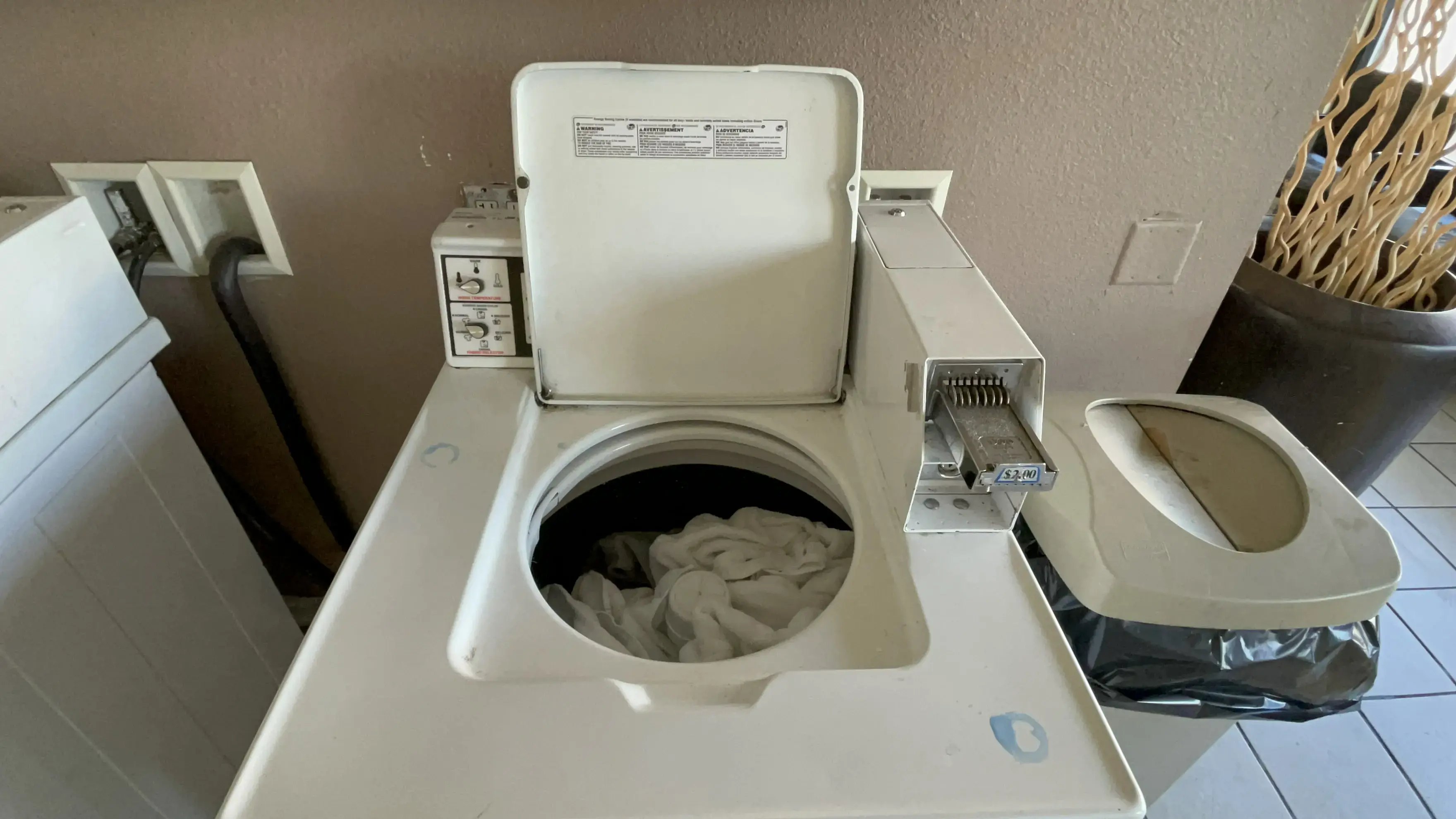 Main Street Laundry - Image 4