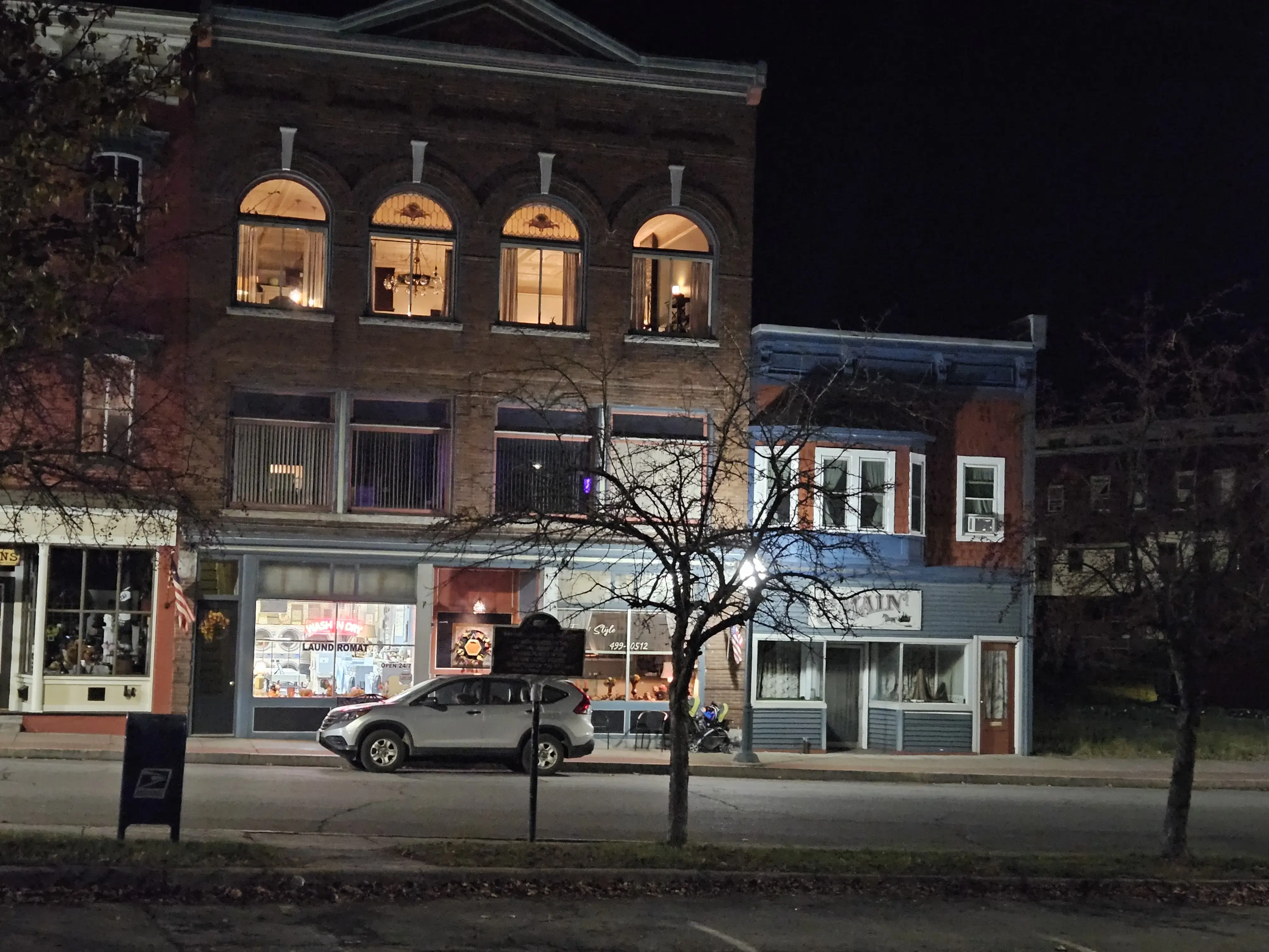Main Street Laundry & Wash and Fold - Image 10