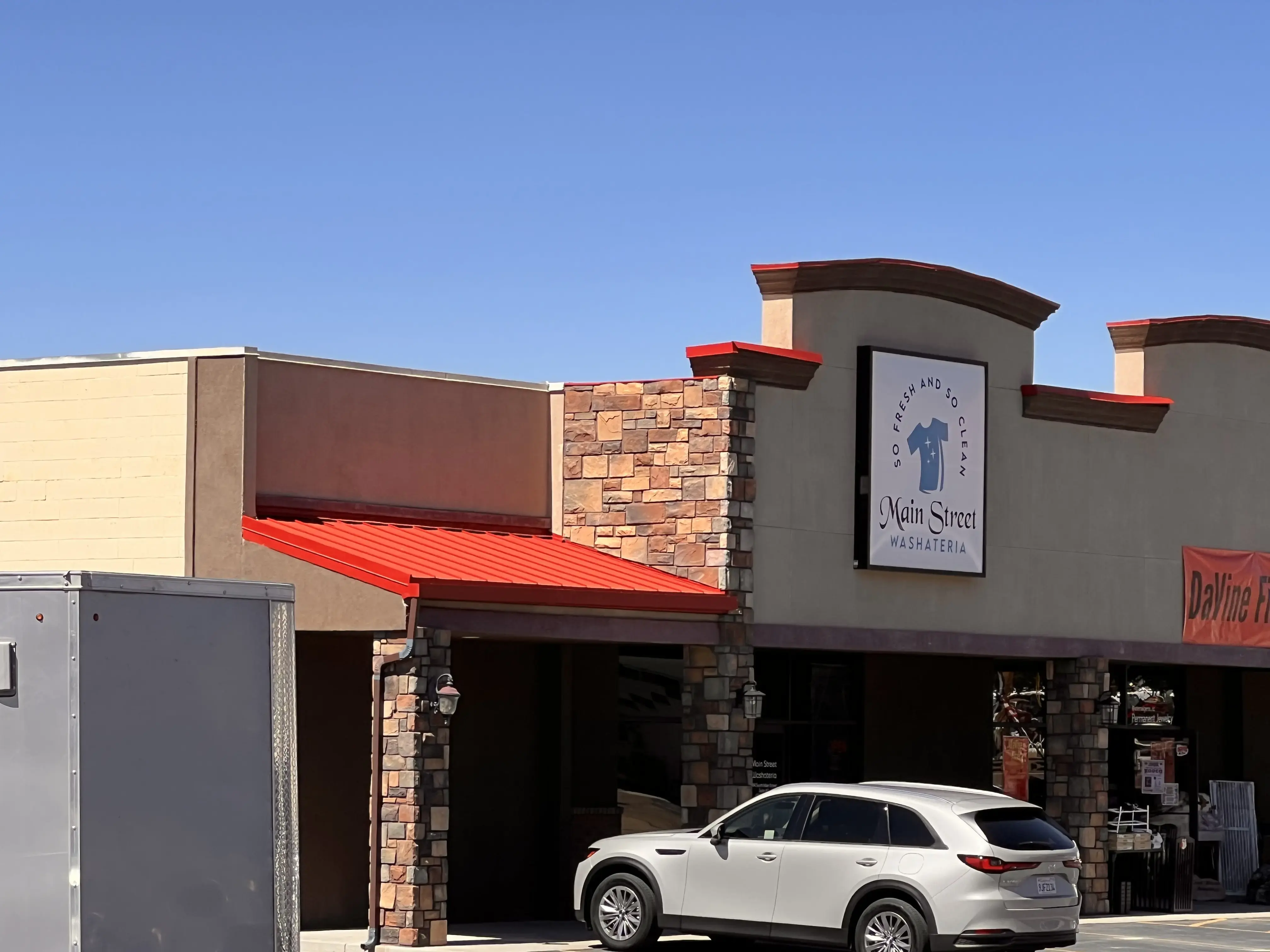 Main Street Washateria - Image 3
