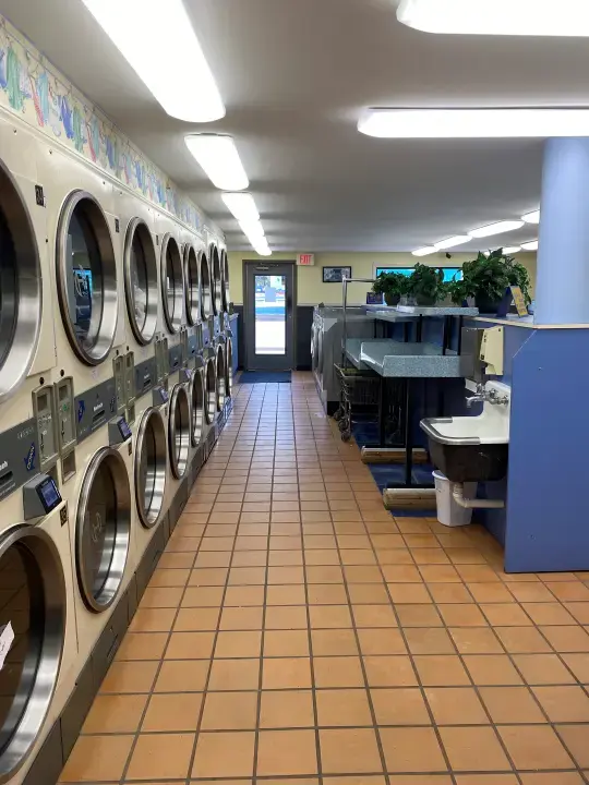 Maine Street Laundromat Scarborough thumbnail 13